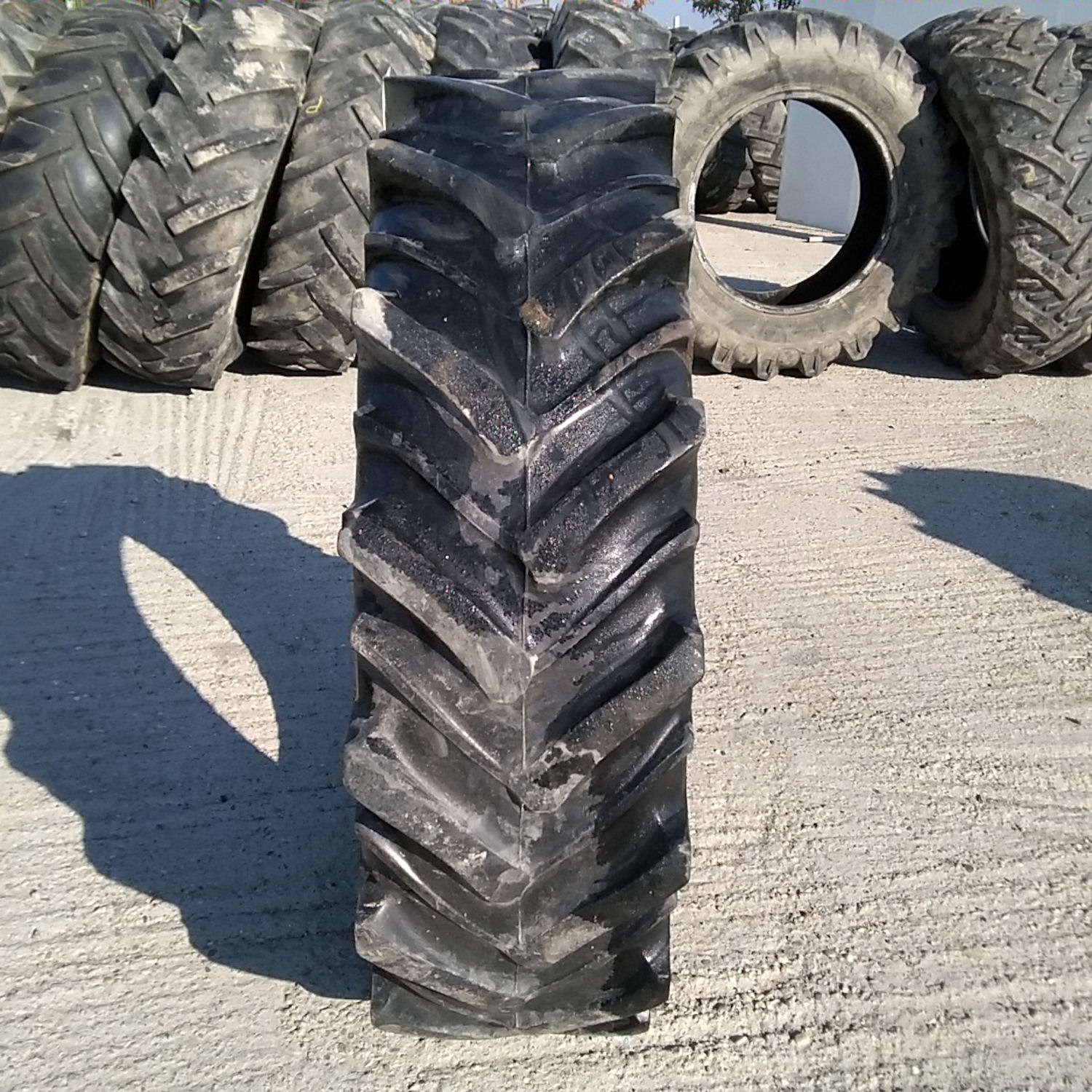  Cauciucuri 12.4R28 (320/85R28) Firestone
