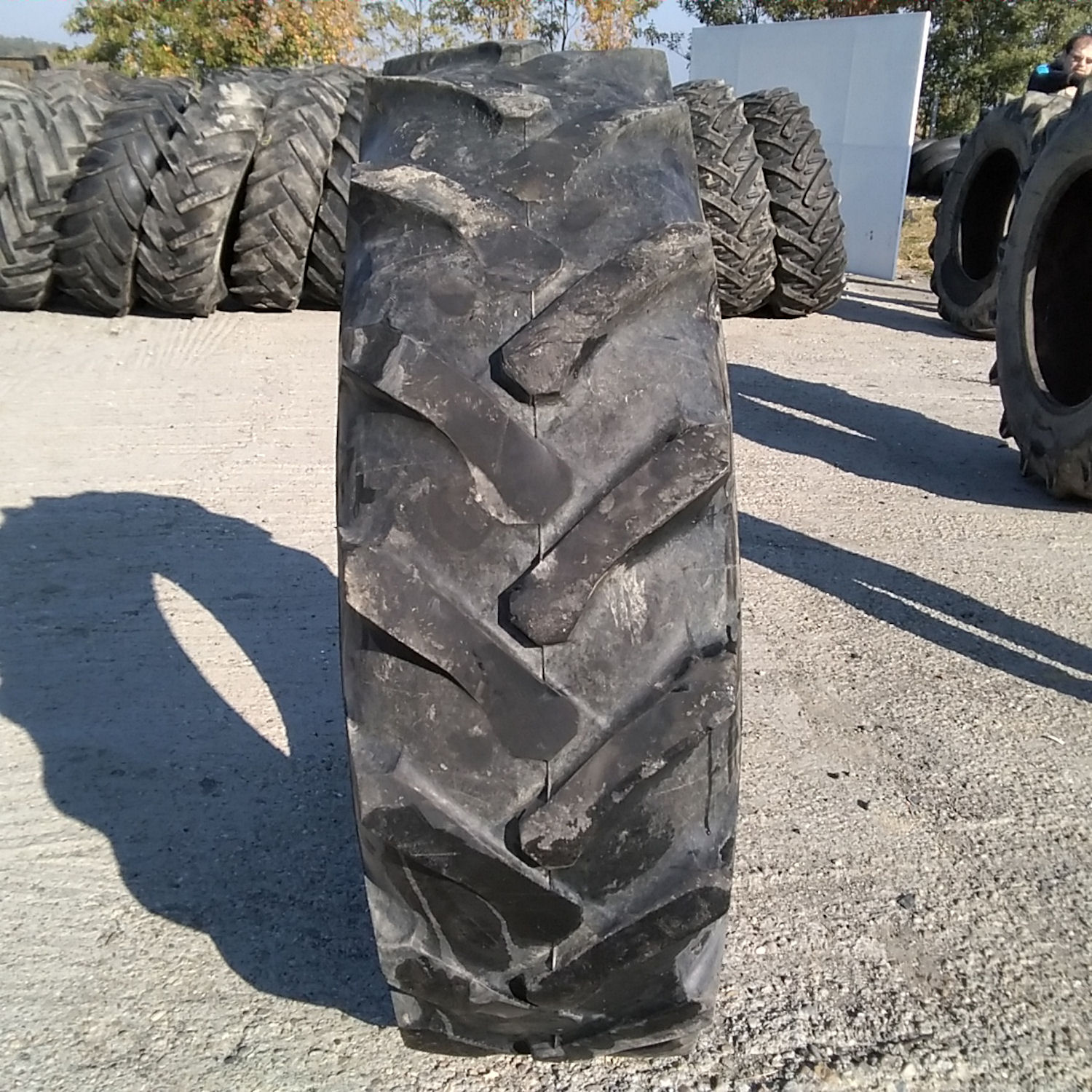  Cauciucuri 14.9-28 (380/85R28) Semperit