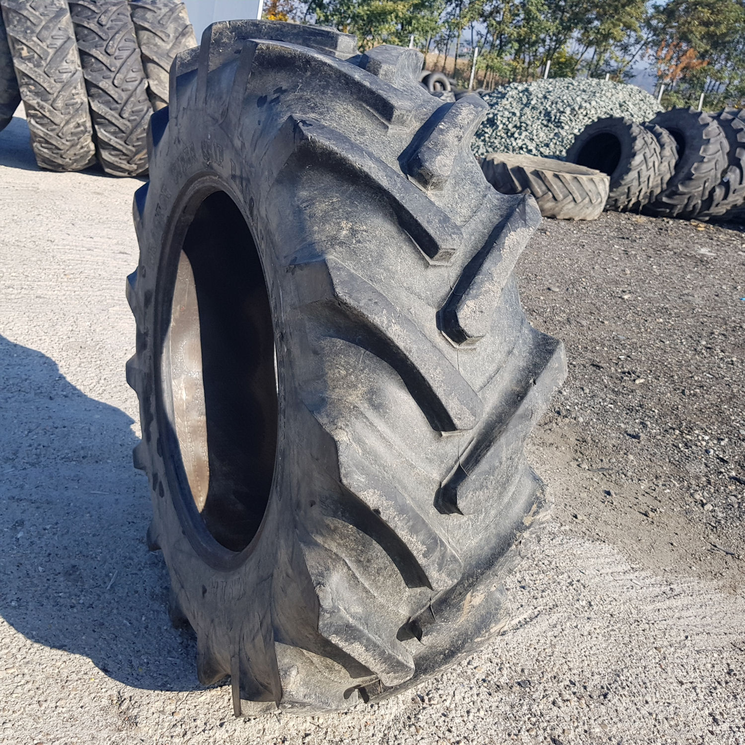  Cauciucuri 14.9R28 (380/85R28) Vredestein