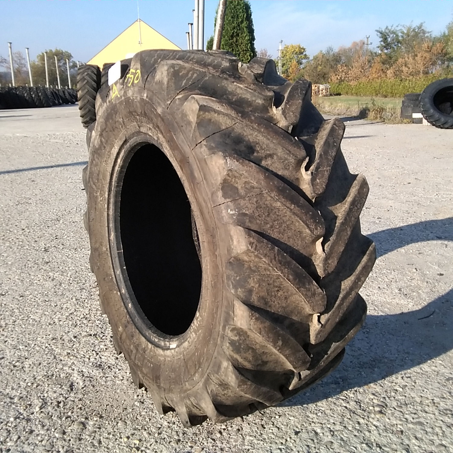  Cauciucuri 440/65R24  Michelin