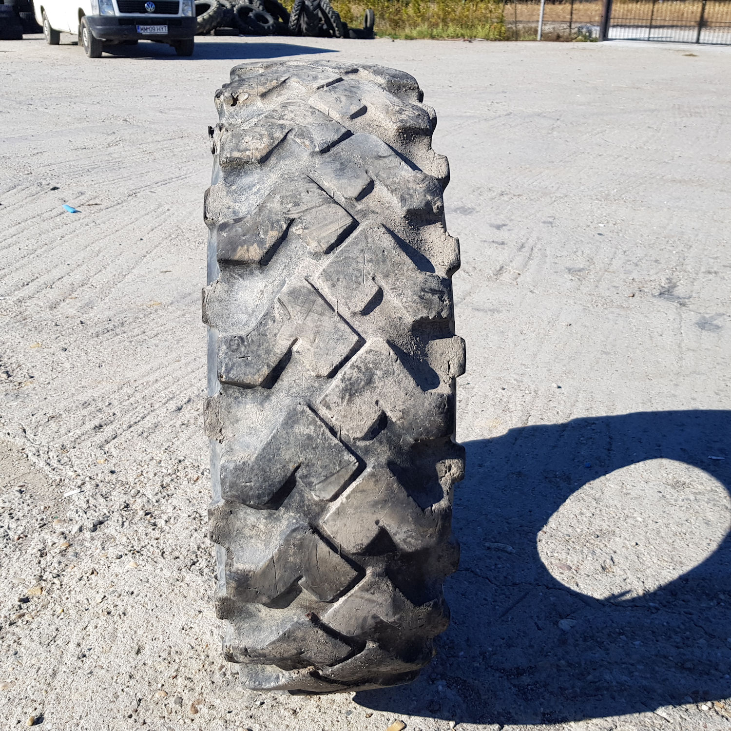  Cauciucuri 10.5-18 (10.5/80R18) Semperit