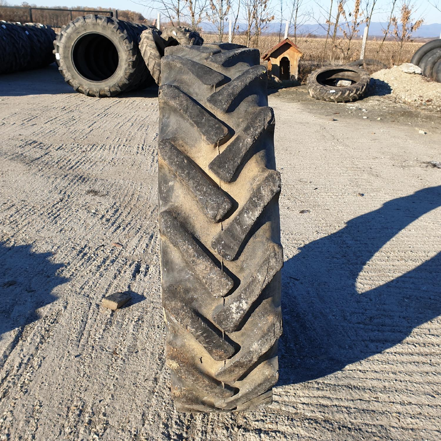  Cauciucuri 12.4-28 (320/85R28) Semperit