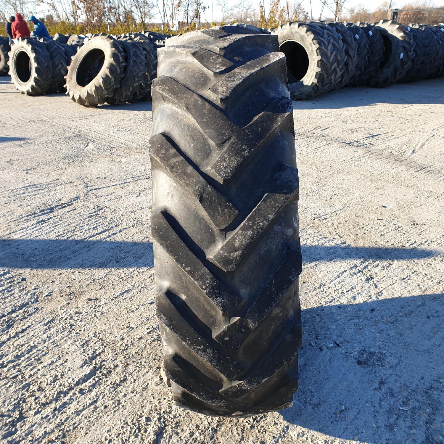  Cauciucuri 14.9-28 (380/85R28) Rekord Rezervat