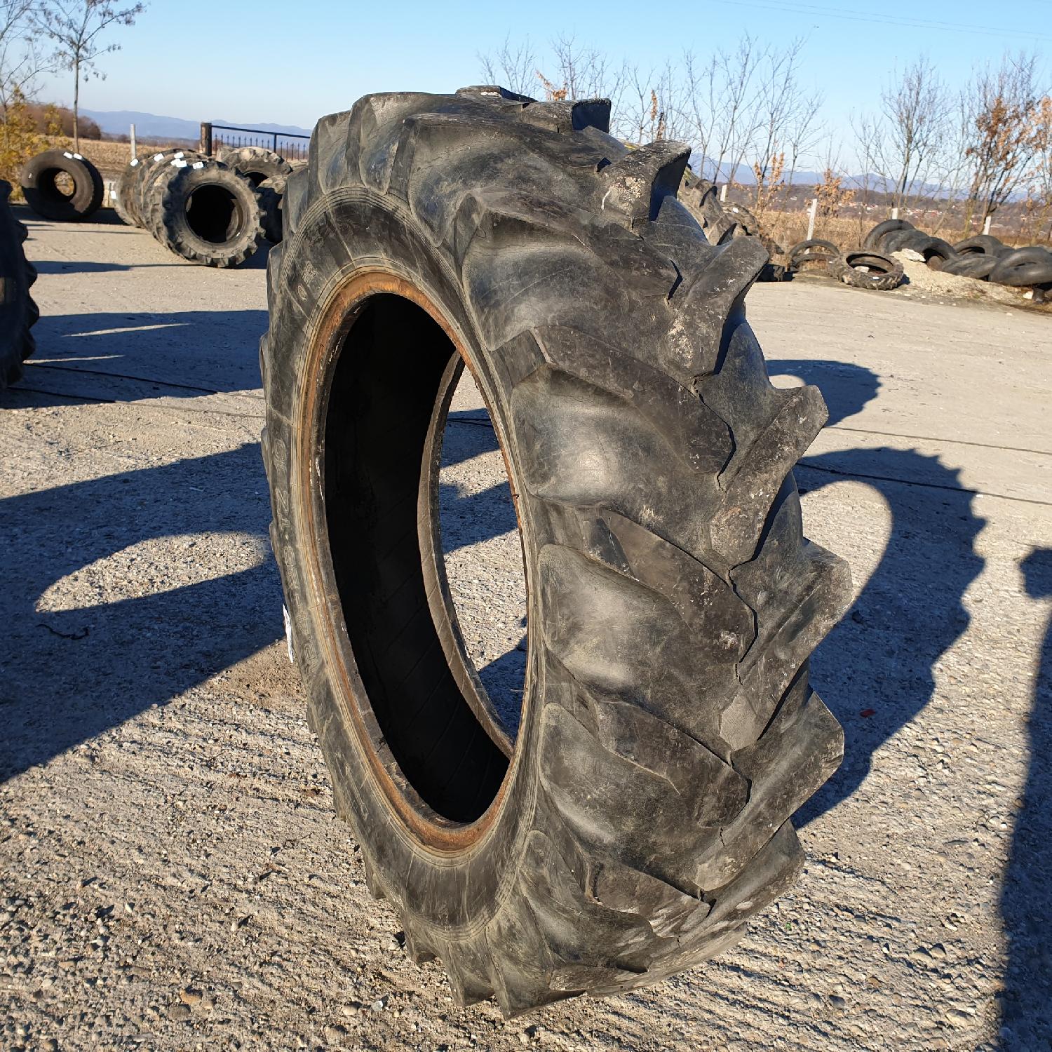  Cauciucuri 12.4-28 (320/85R28) Barum