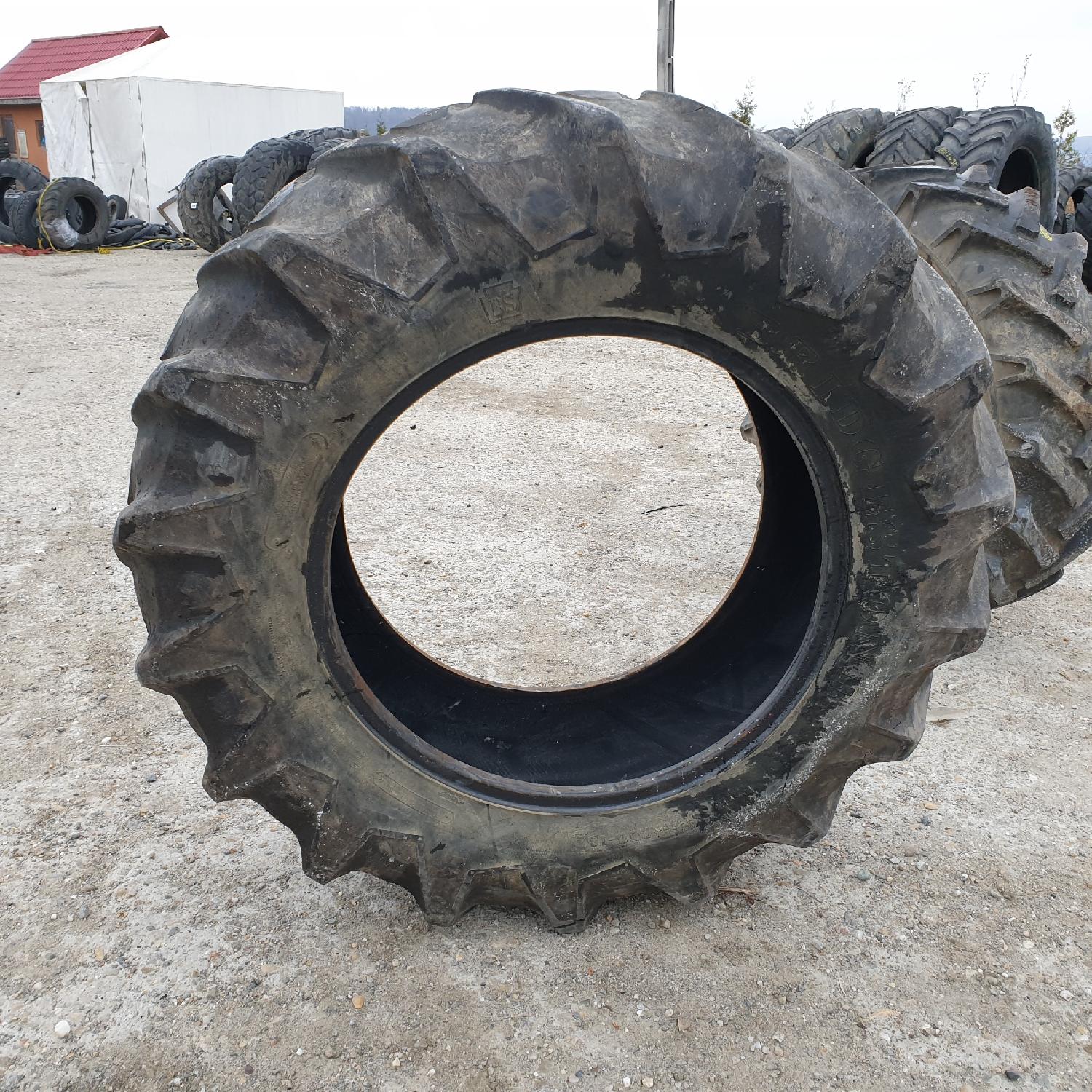  Cauciucuri 14.9-28 (380/85R28) Bridgestone