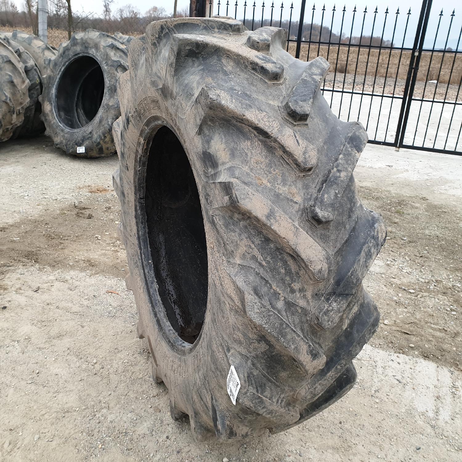  Cauciucuri 14.9-28 (380/85R28) Vredestein