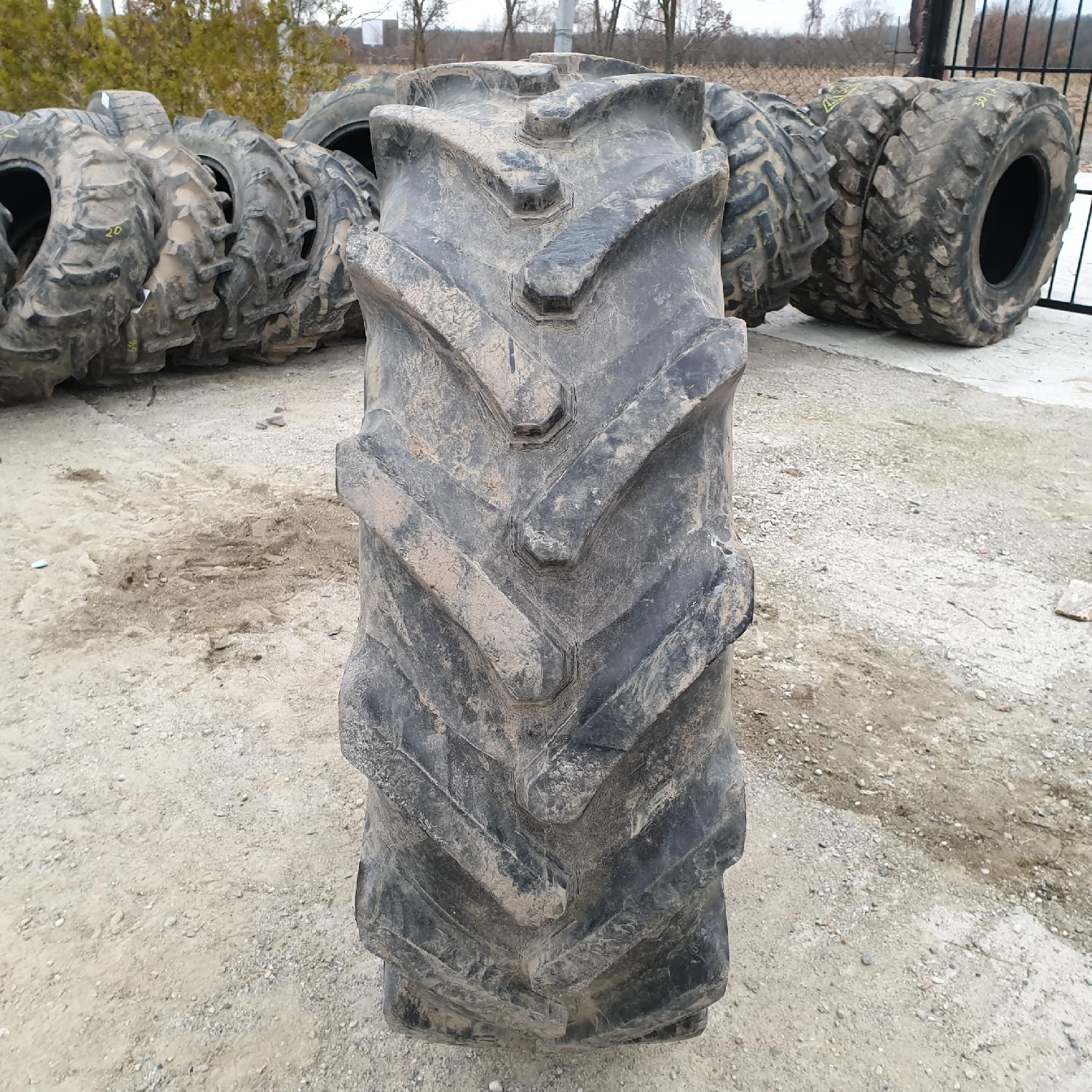  Cauciucuri 14.9-28 (380/85R28) Vredestein
