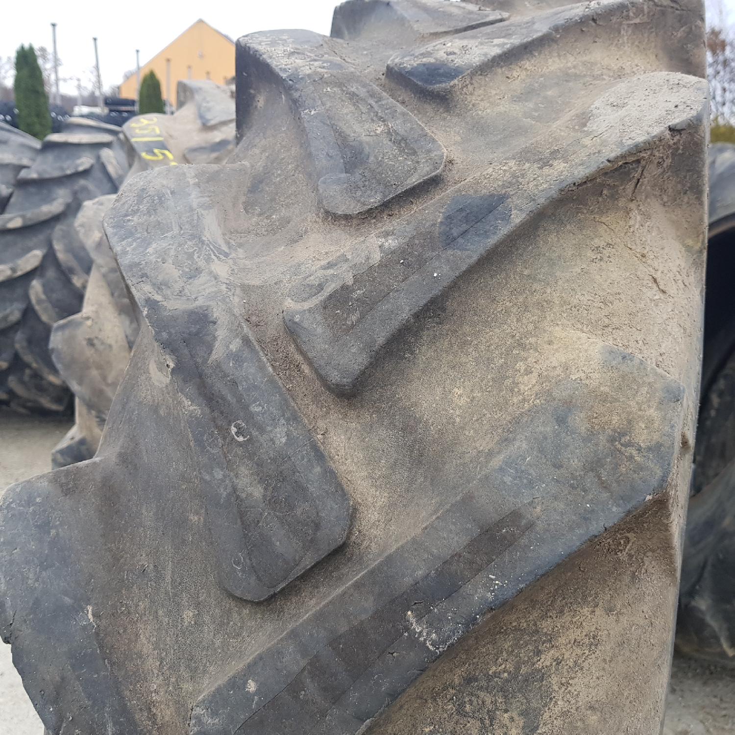  Cauciucuri 14.9-28 (380/85R28) Semperit