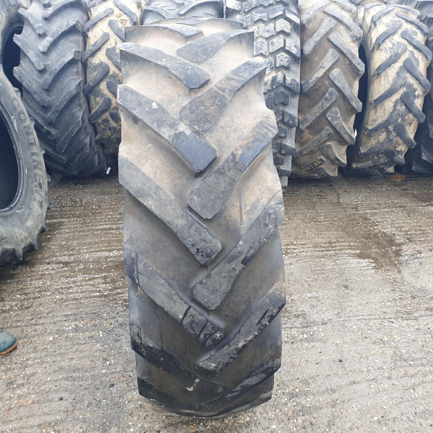  Cauciucuri 14.9-28 (380/85R28) Goodyear