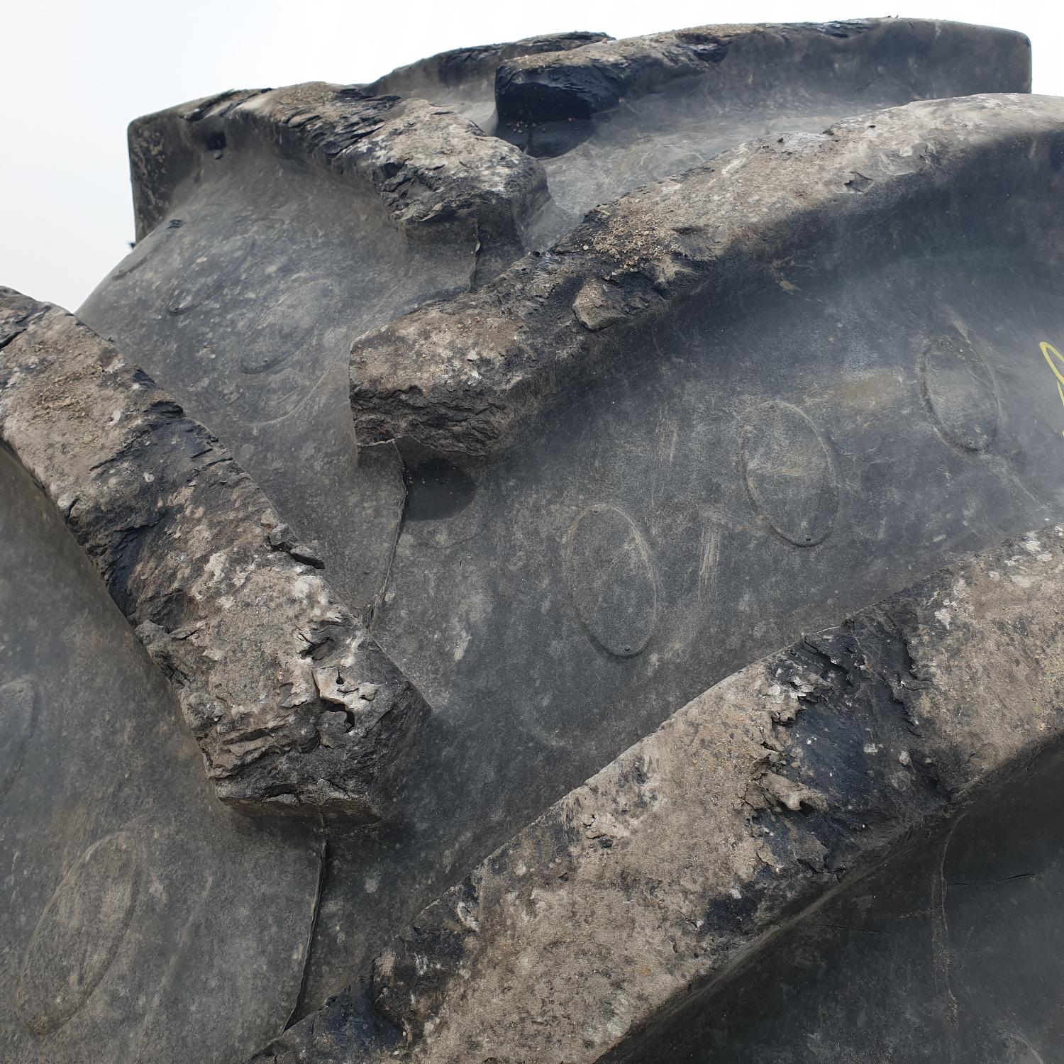  Cauciucuri 580/70R38  Bkt