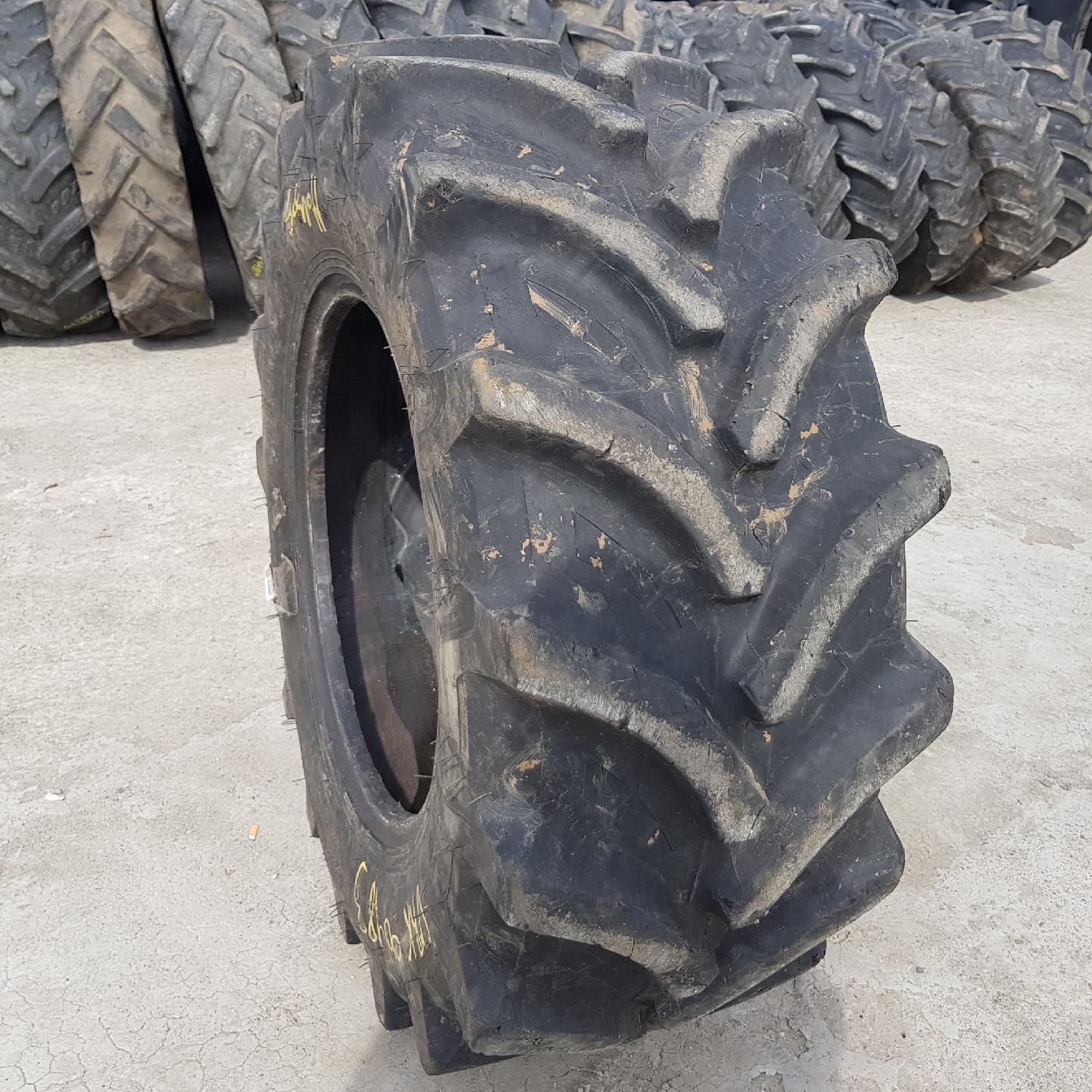  Cauciucuri 440/65R24  Petlas