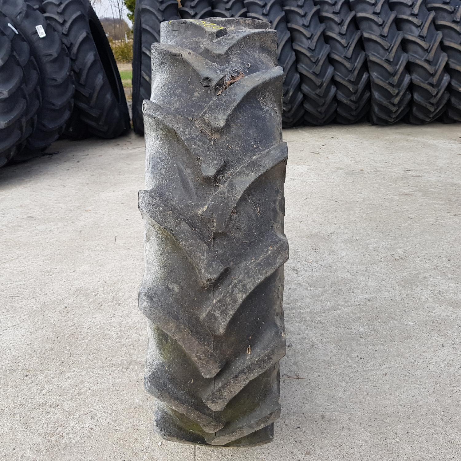  Cauciucuri 12.4R28 (320/85R28) Pirelli