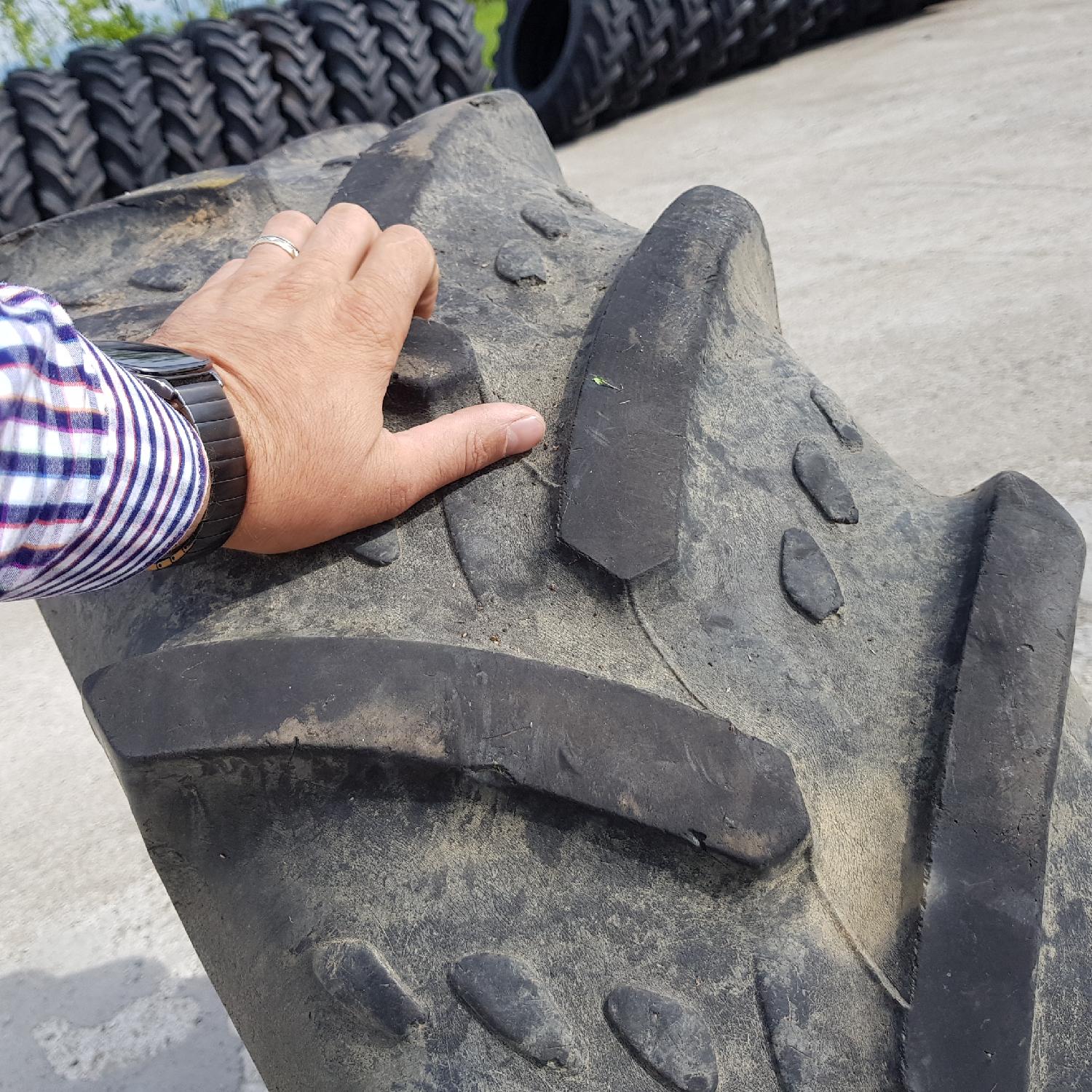  Cauciucuri 340/85R24 (13.6R24) Kleber
