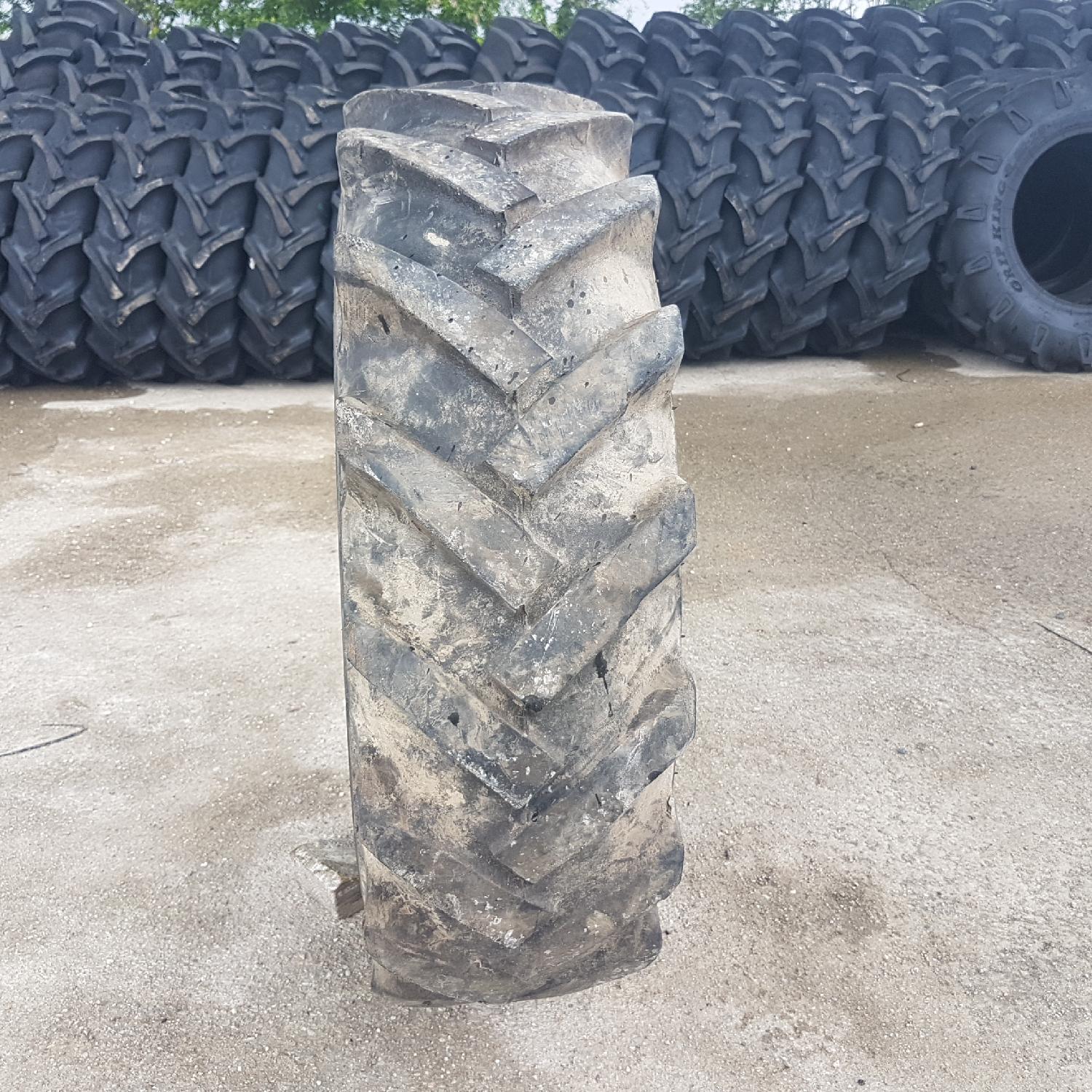  Cauciucuri 10.5-18 (10.5/80R18) Dunlop