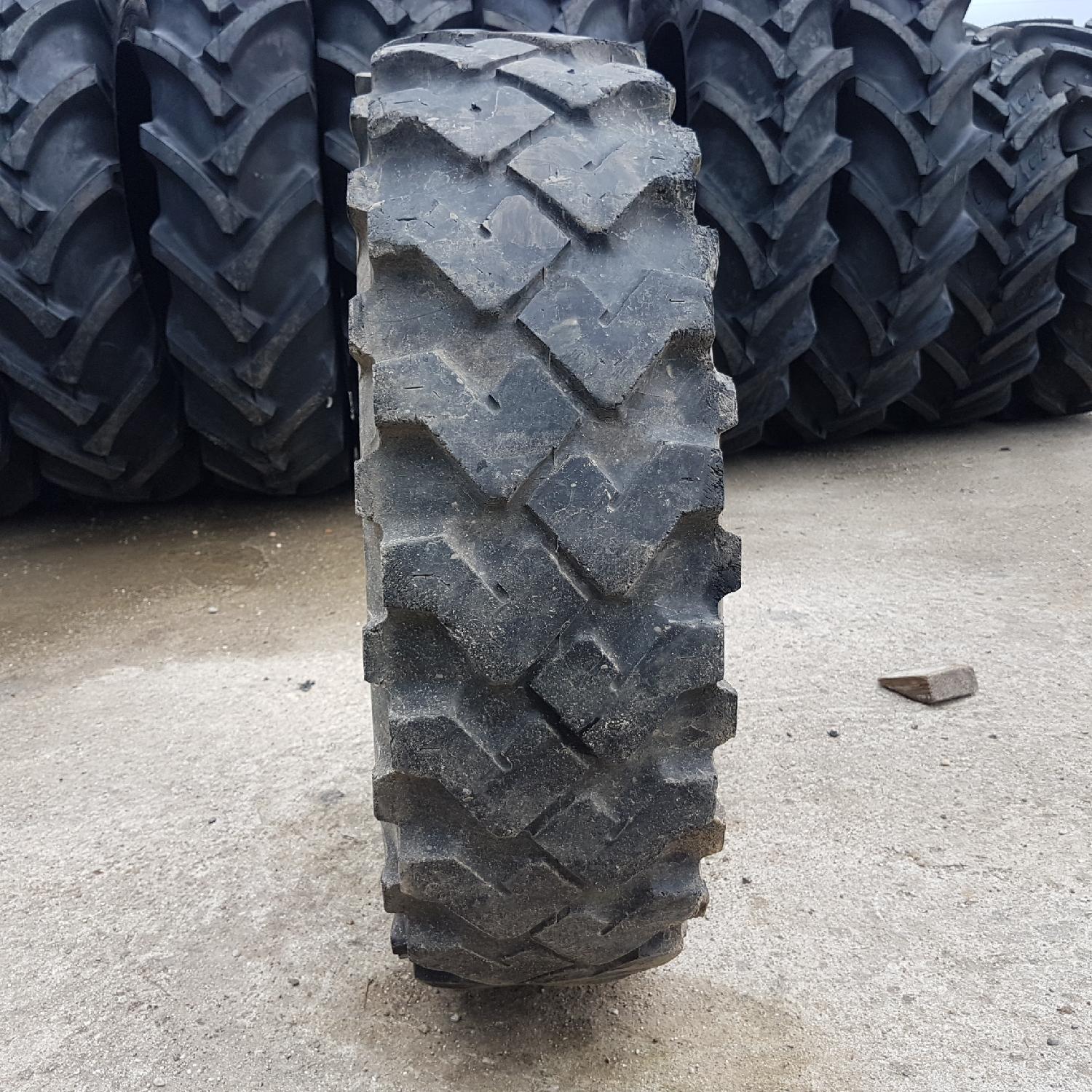 Cauciucuri 10.5-18 (10.5/80R18) Semperit
