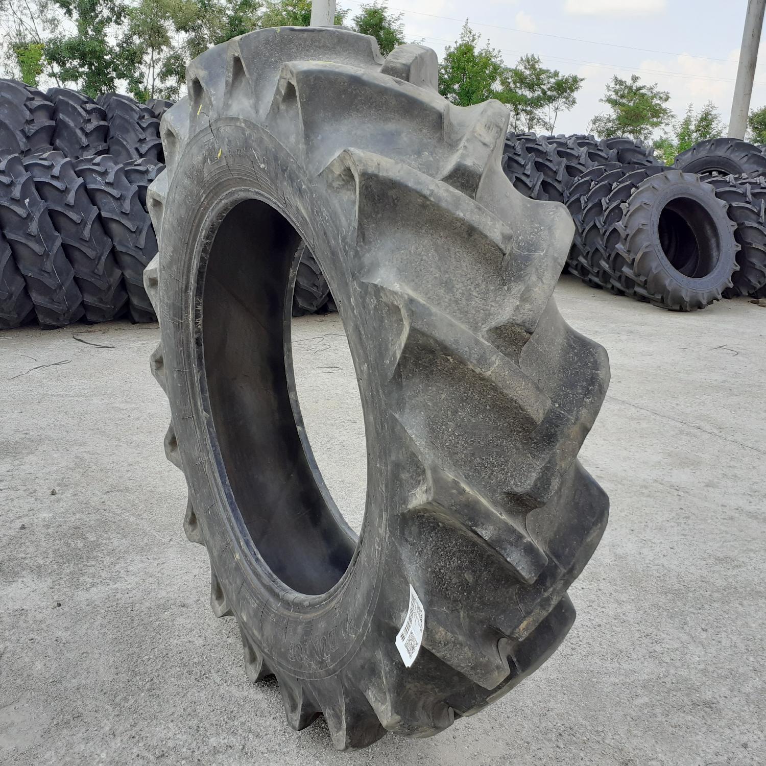  Cauciucuri 12.4-28 (320/85R28) Dunlop