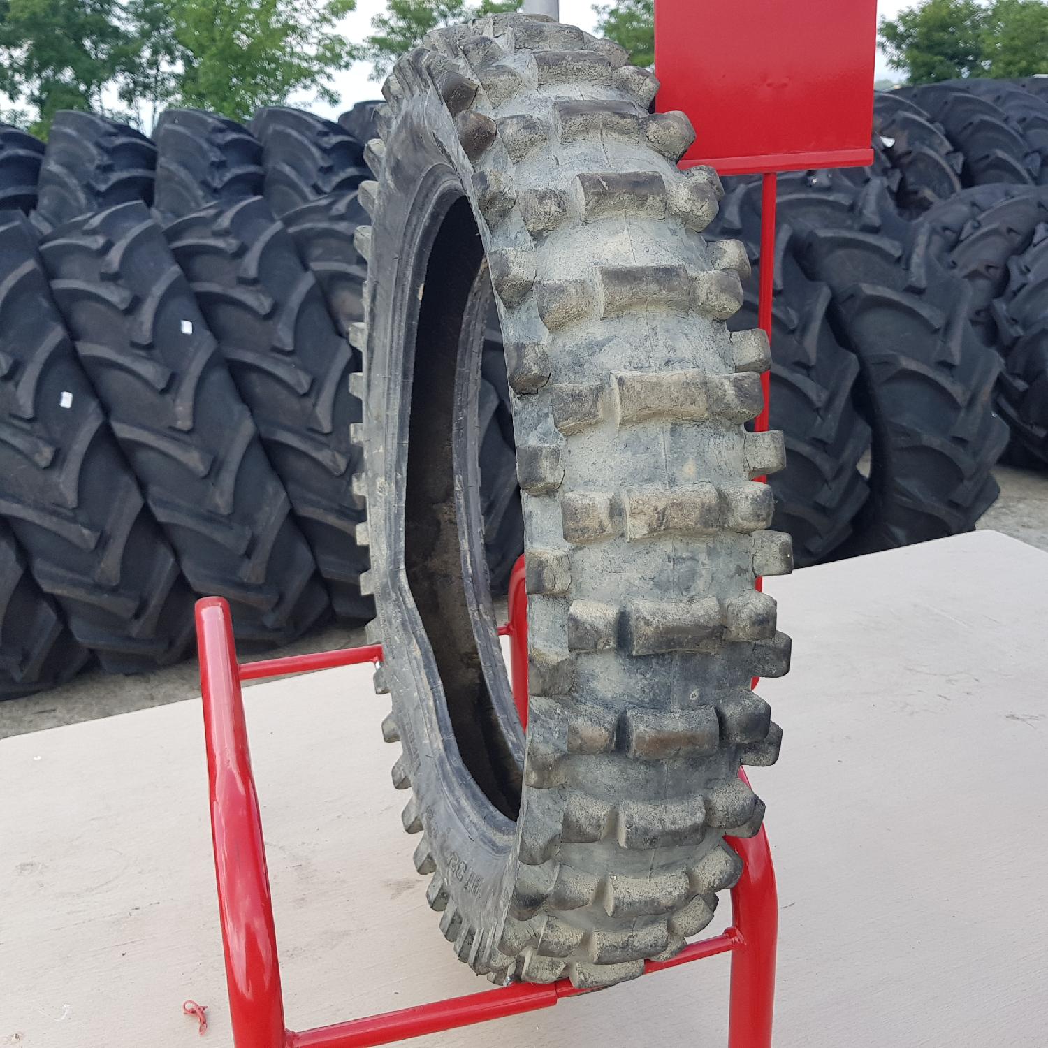  Cauciucuri 120/100-18 Pirelli