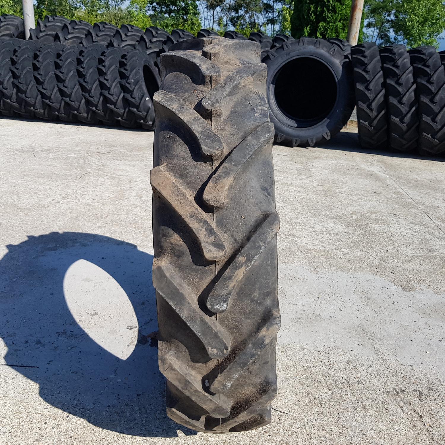  Cauciucuri 12.4R28 (320/85R28) Ussr