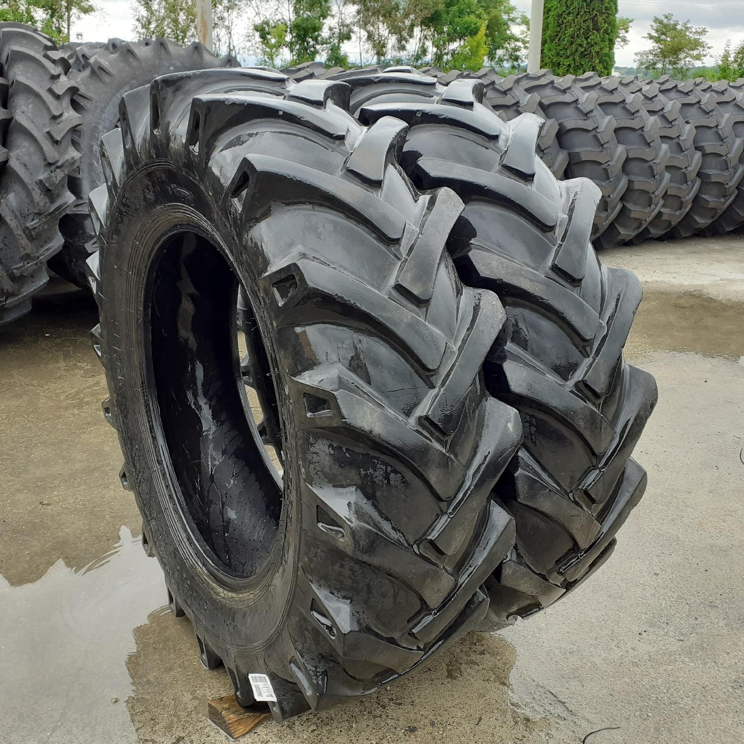  Cauciucuri 14.9-28 (380/85R28) Petlas