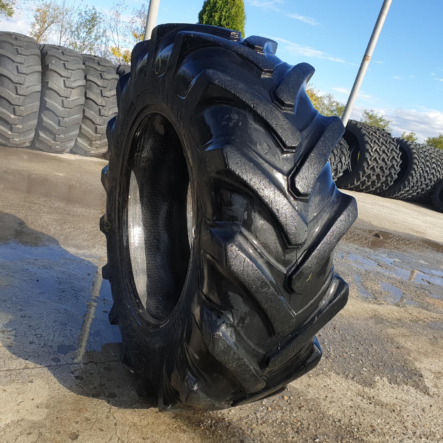  Cauciucuri 14.9R28 (380/85R28) Vredestein
