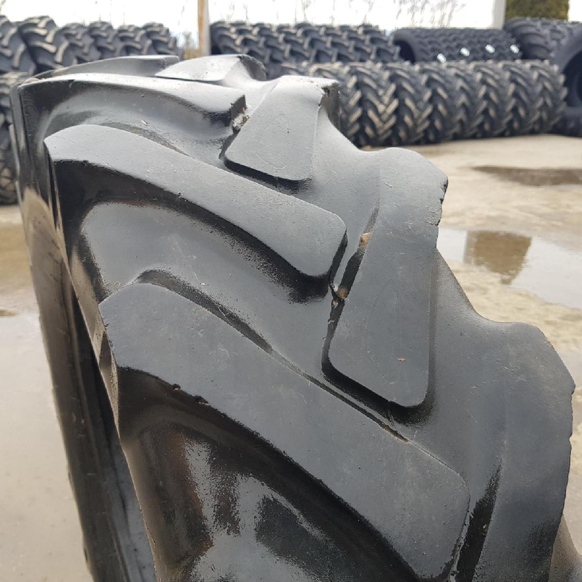  Cauciucuri 12.4-28 (320/85R28) Semperit