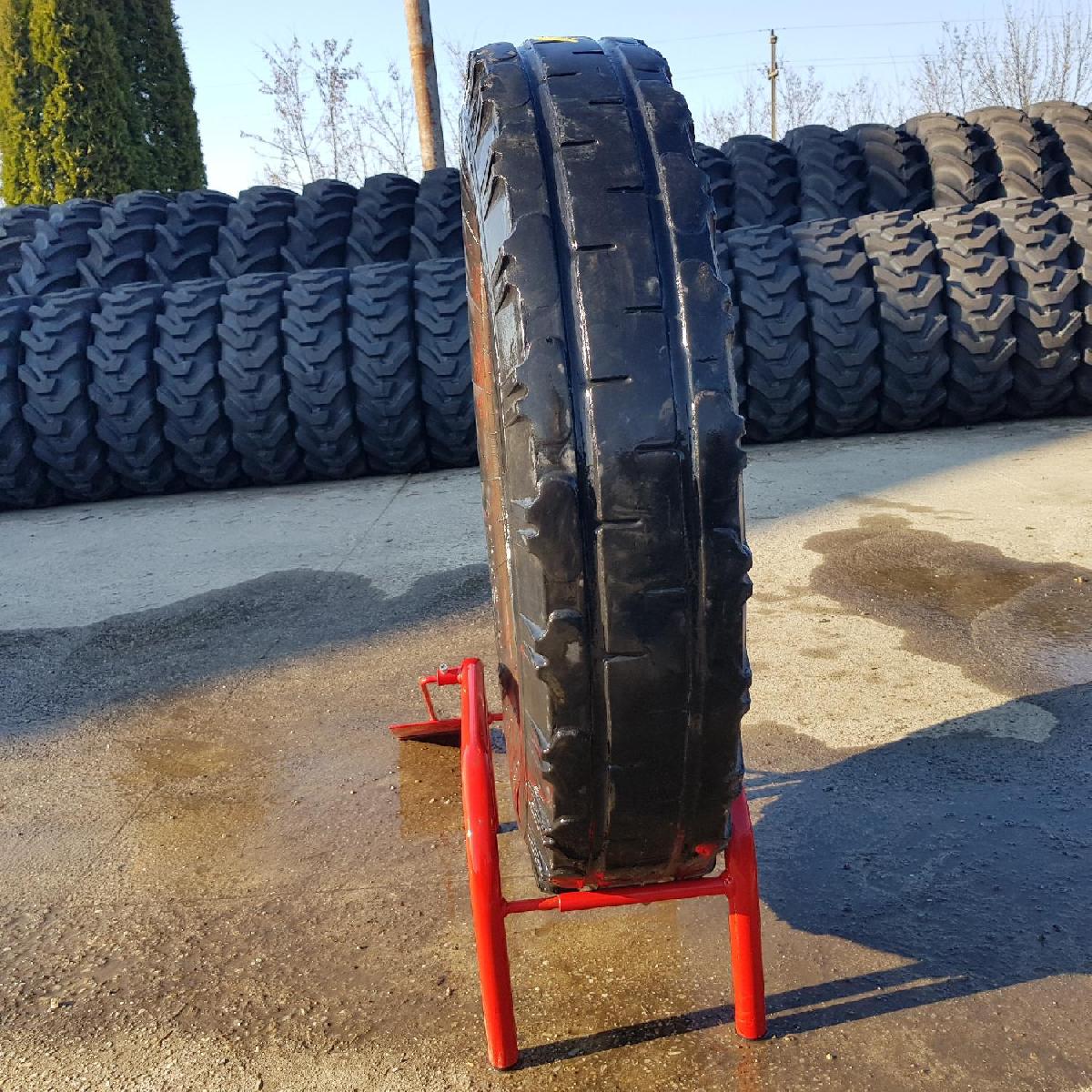 Cauciucuri 7.50-20  Dneproshina