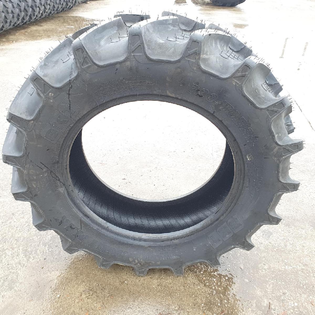  Cauciucuri 320/70R24  Bkt