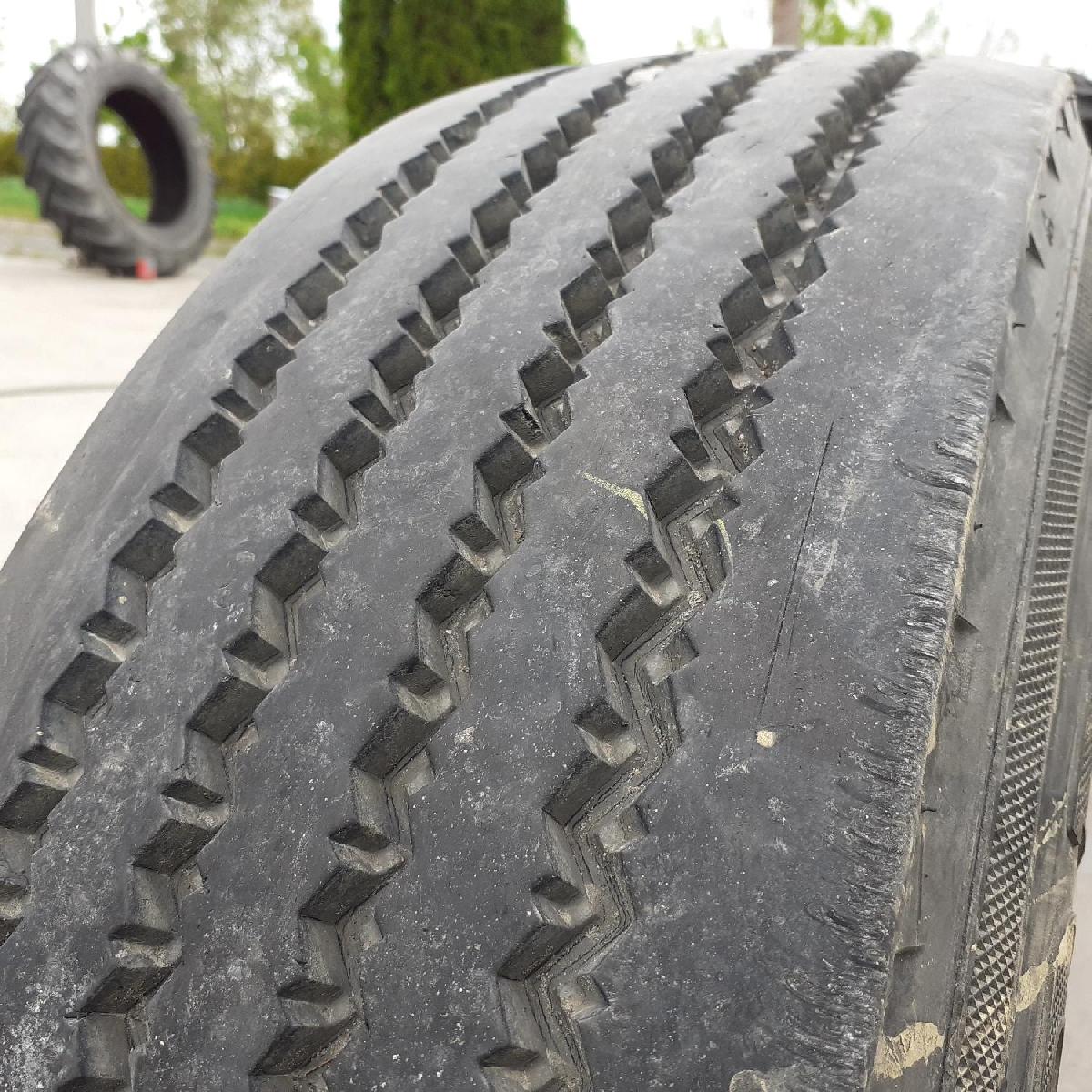  Cauciucuri 215/75R17.5  Semperit