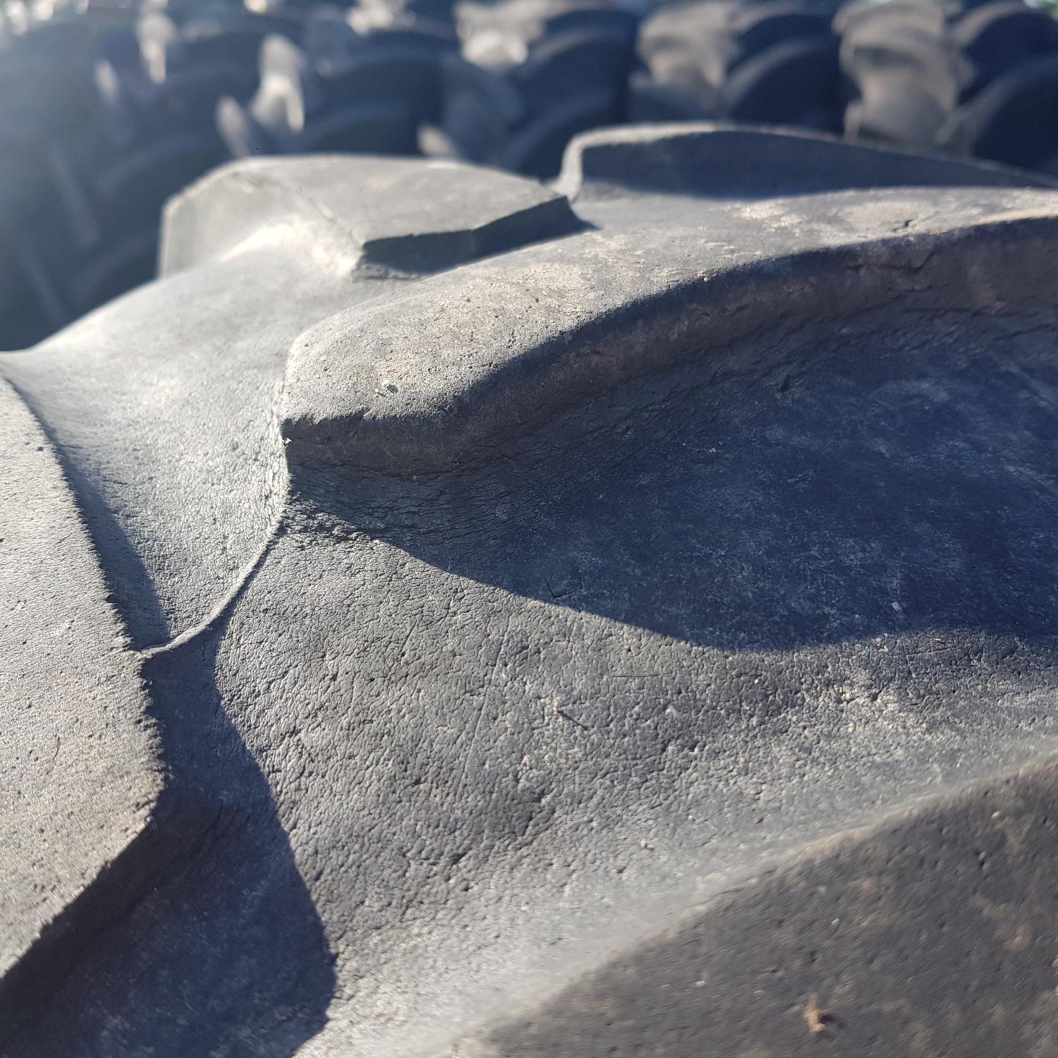  Cauciucuri 340/85R24 (13.6R24) Mitas