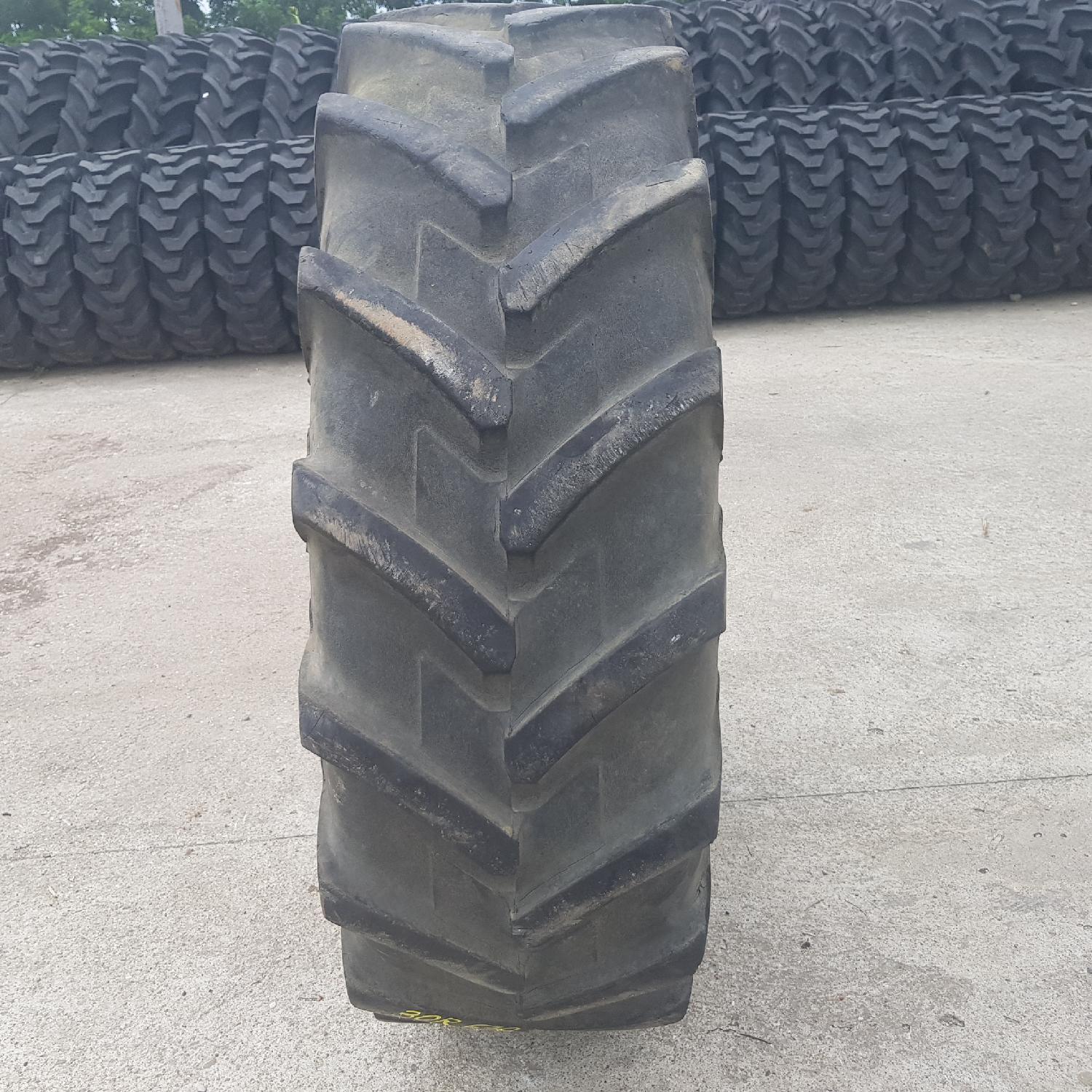  Cauciucuri 14.9R28 (380/85R28) Michelin