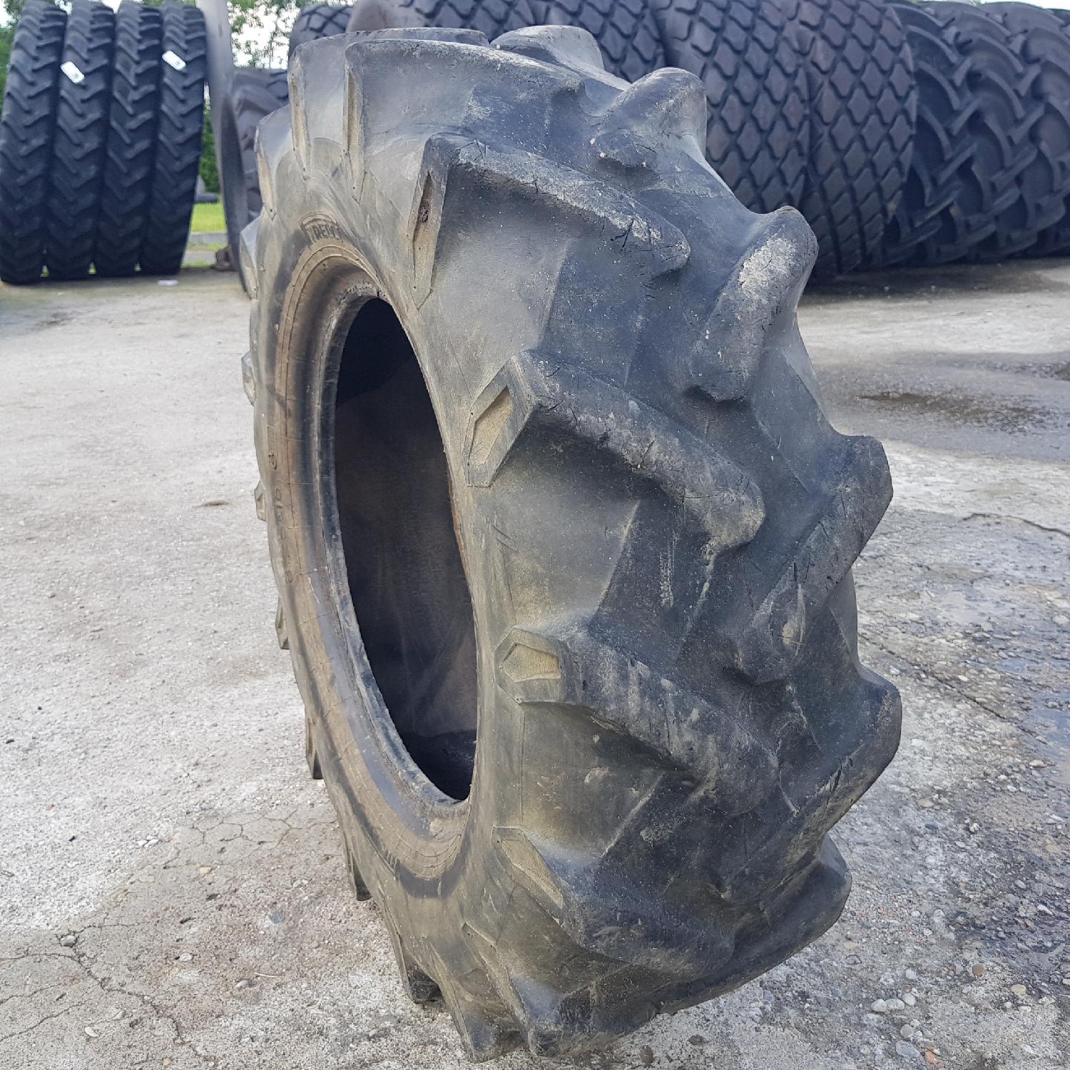  Cauciucuri 8.25-16  Pirelli