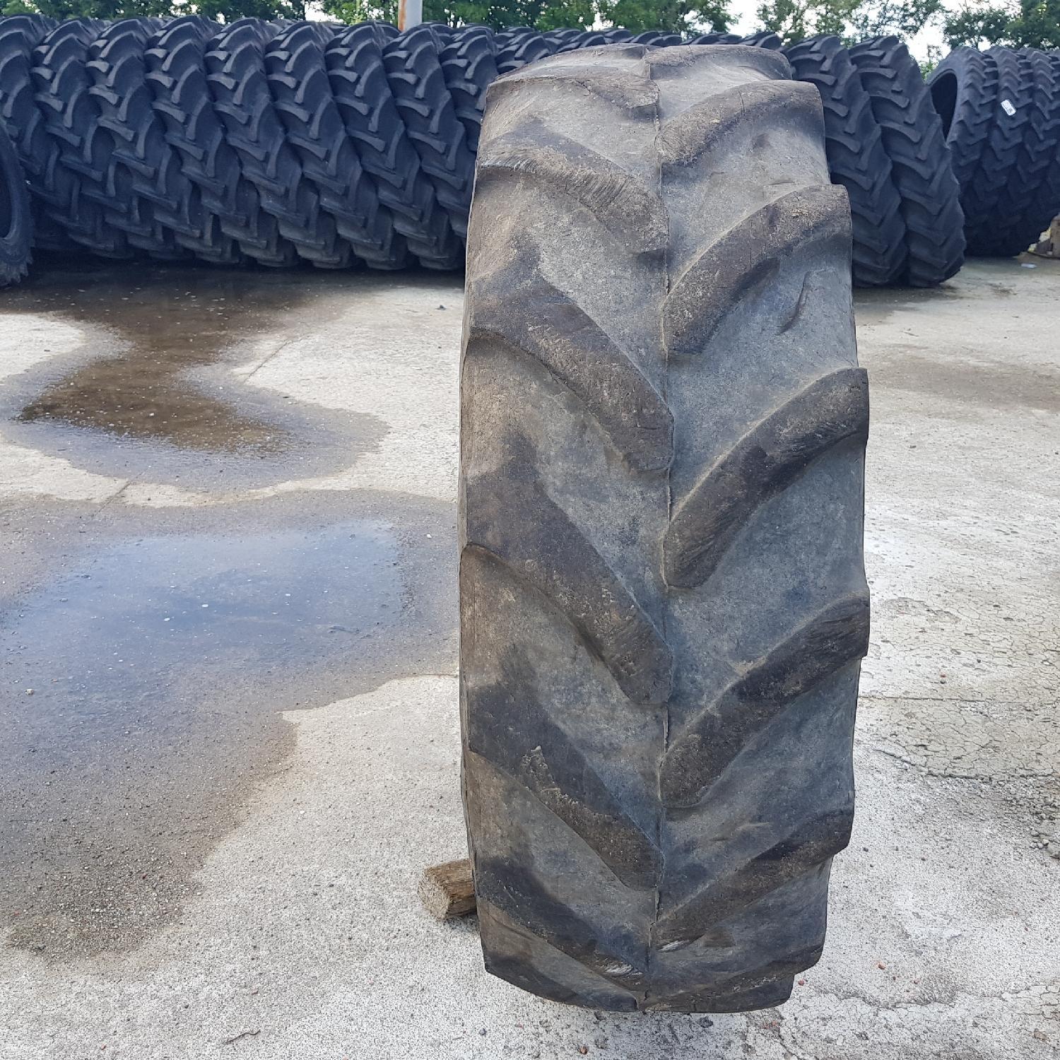  Cauciucuri 340/85R24 (13.6R24) Firestone