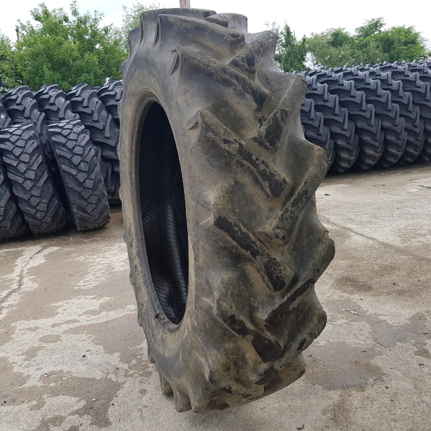  Cauciucuri 12.4-28 (320/85R28) Metzeler