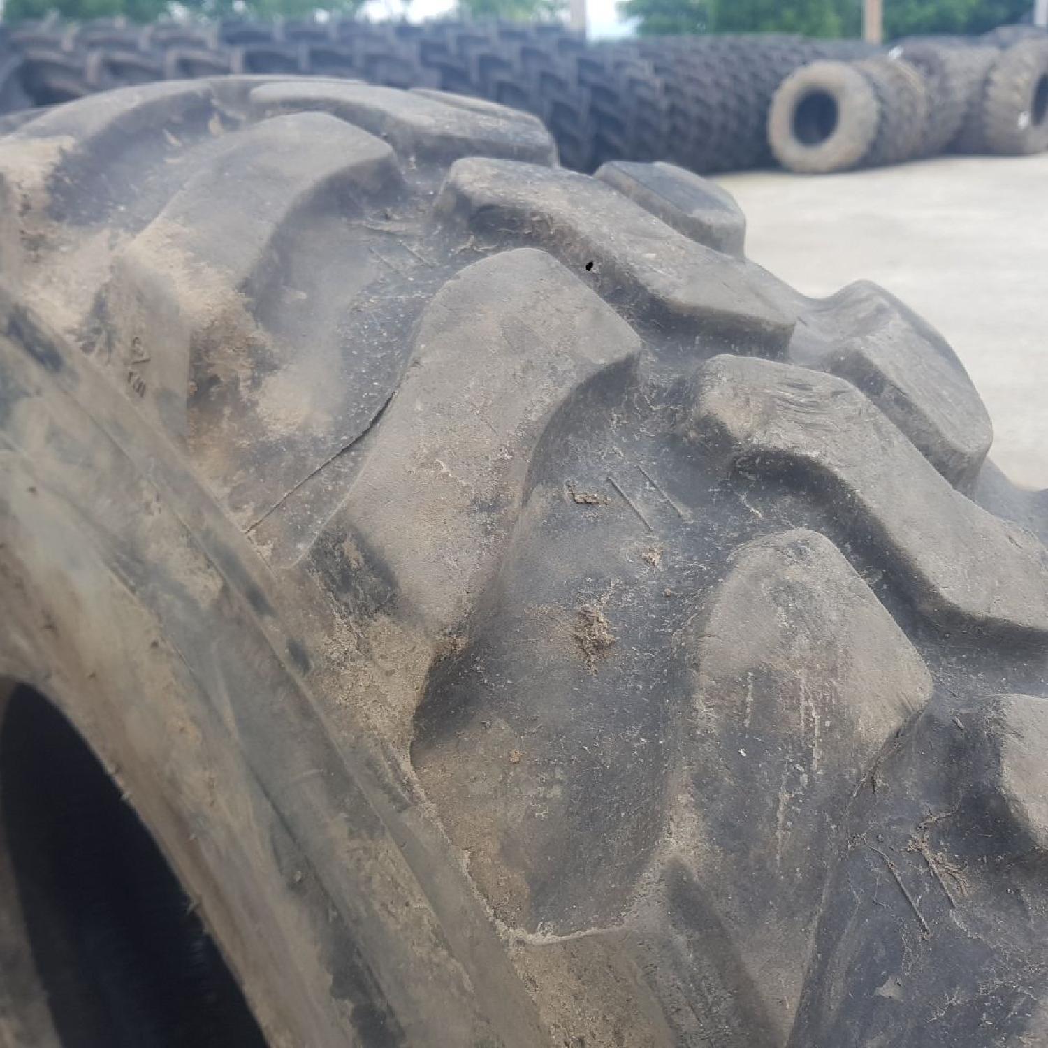  Cauciucuri 335/80R20 Dunlop