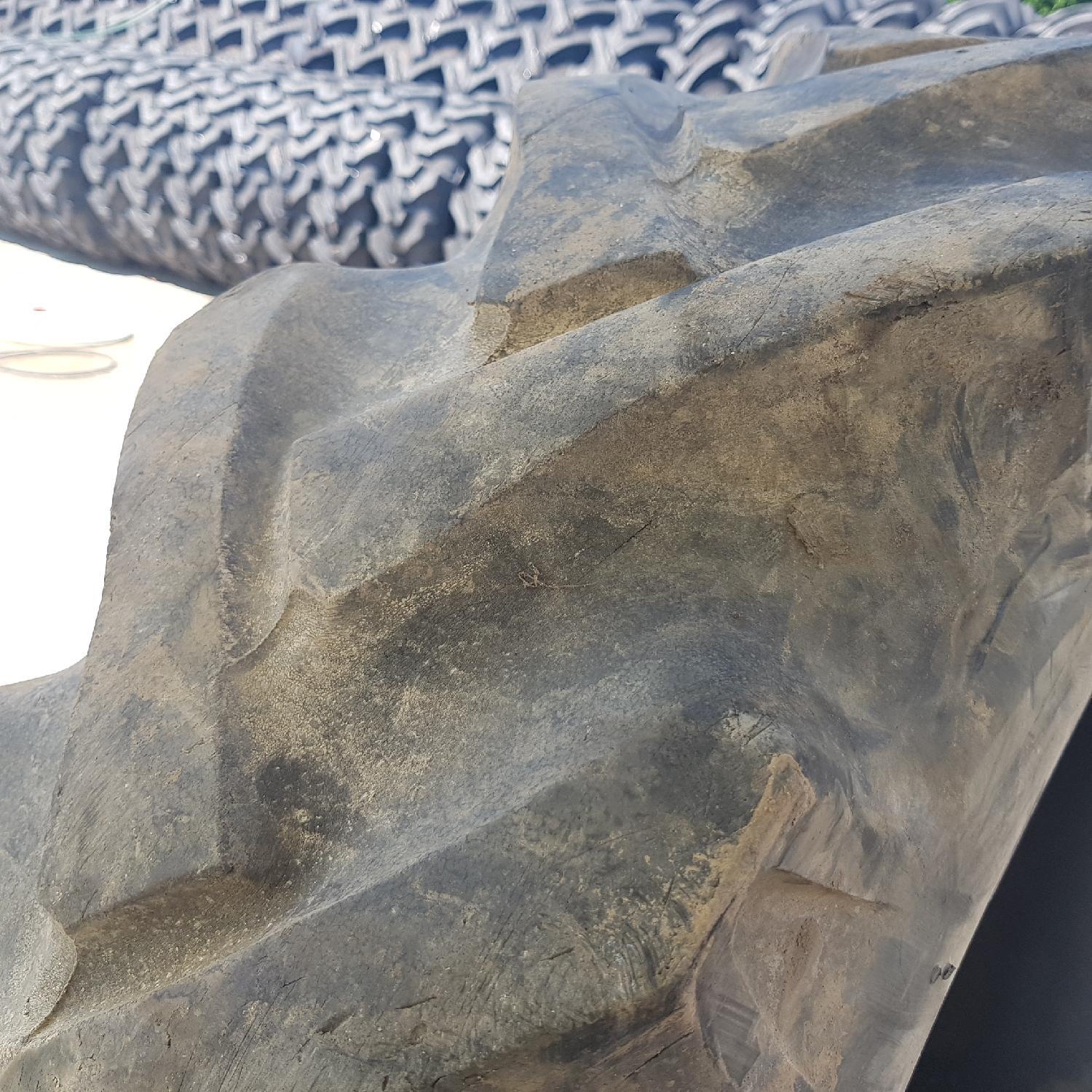  Cauciucuri 12.4-28 (320/85R28) Metzeler