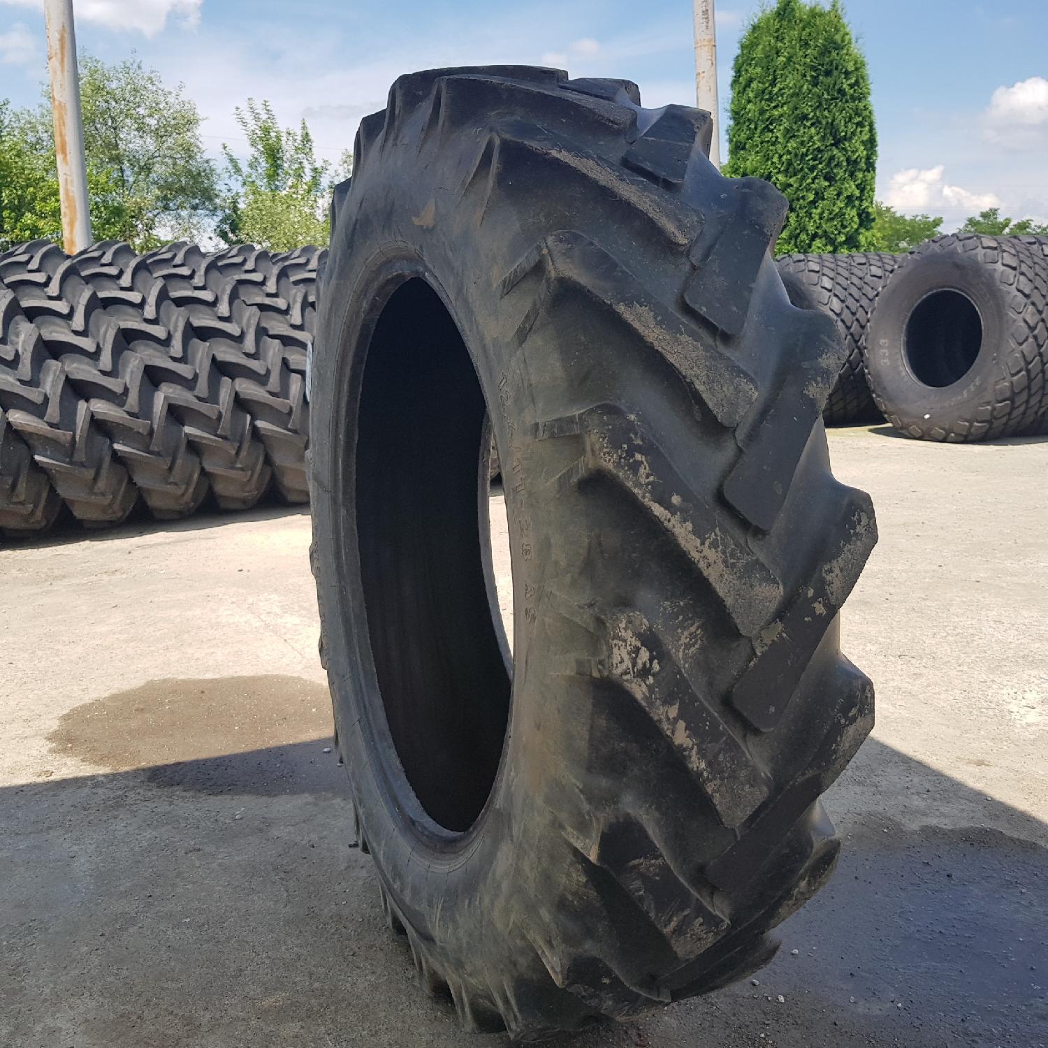  Cauciucuri 12.4-28 (320/85R28) Semperit