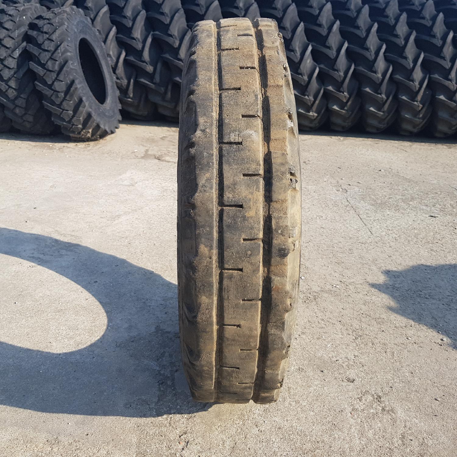  Cauciucuri 7.50-20  Dneproshina