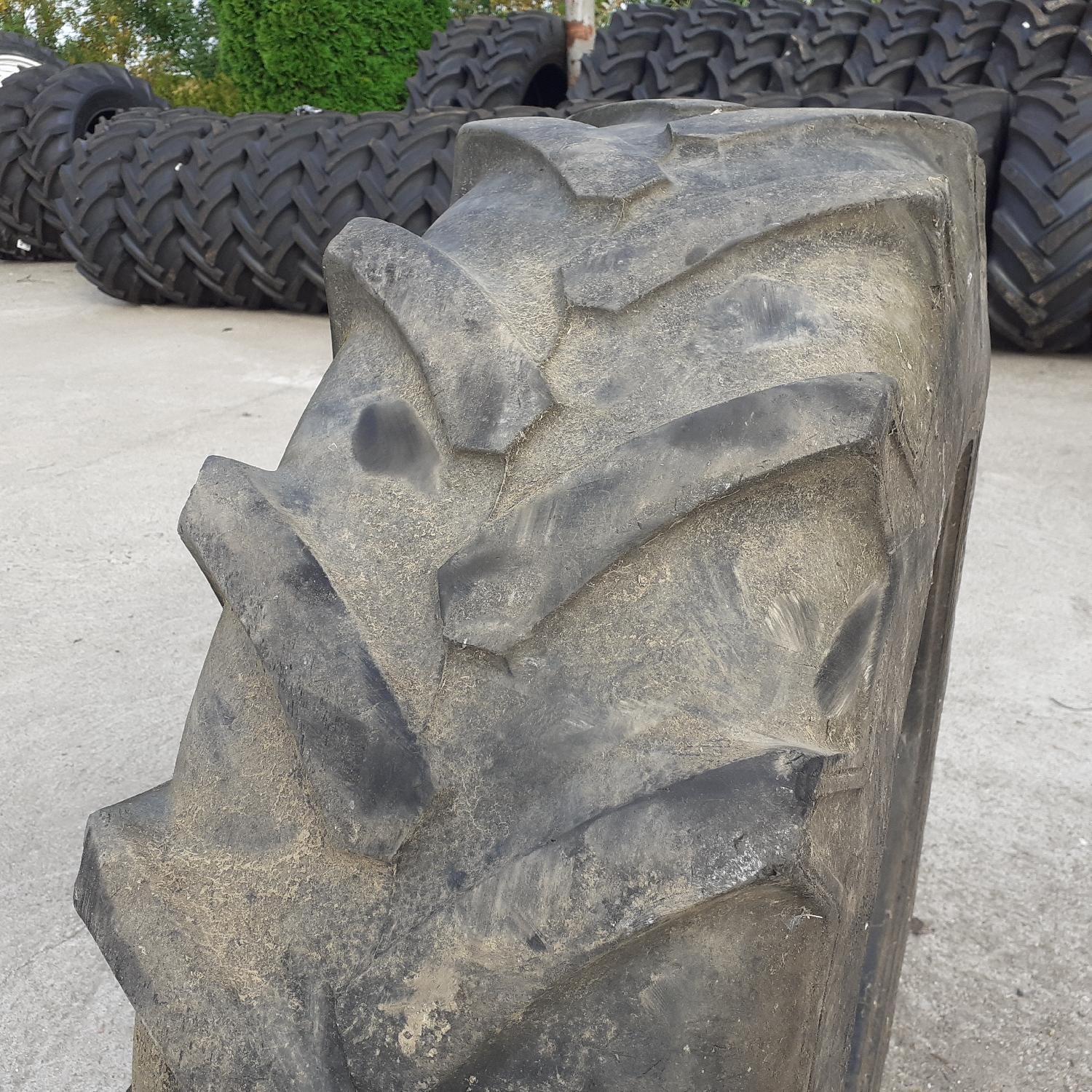  Cauciucuri 340/85R24 (13.6R24) Mitas