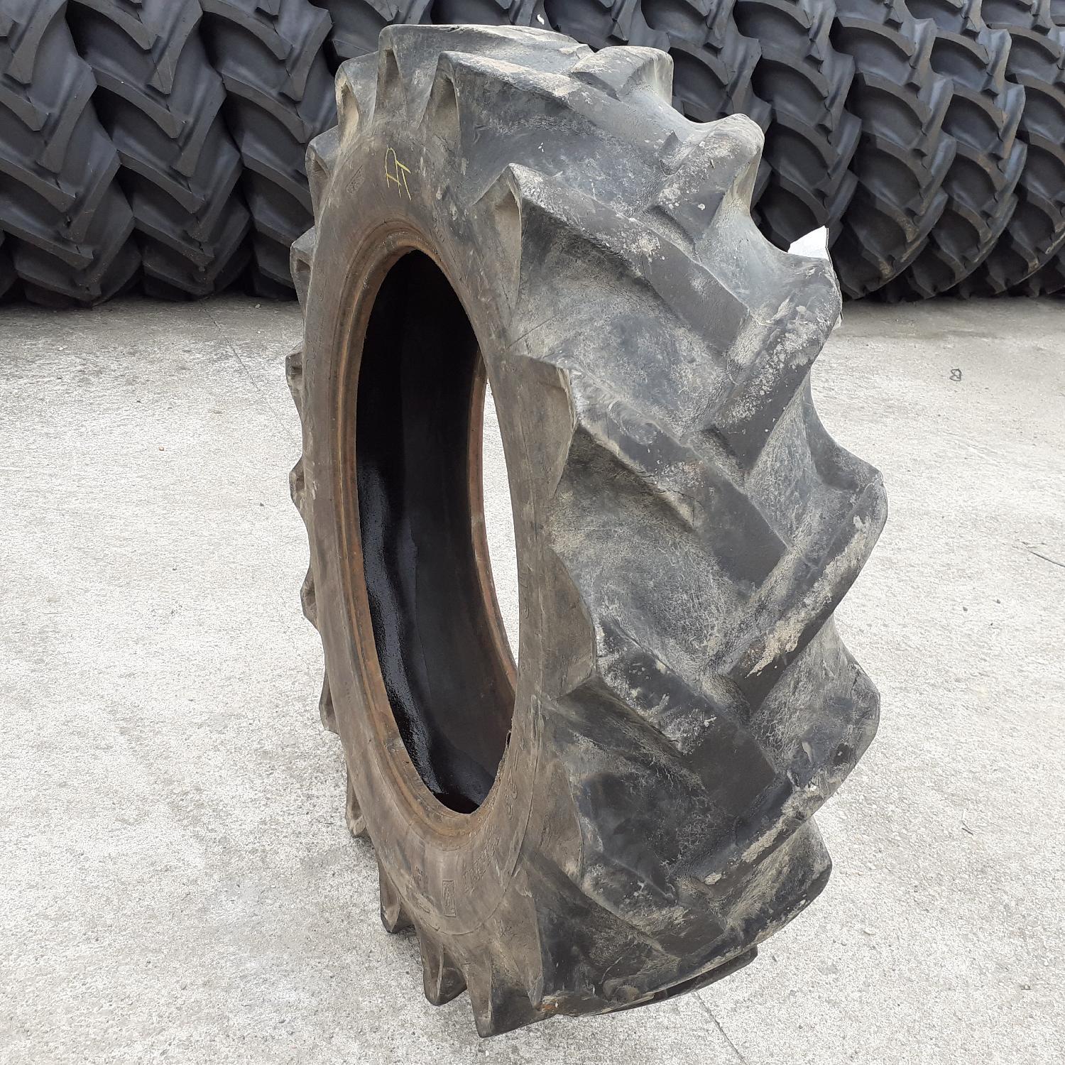  Cauciucuri 12.4-28 (320/85R28) Dunlop