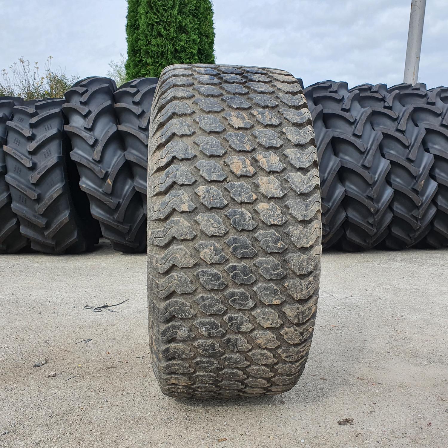  Cauciucuri 36x13.50-15 Goodyear