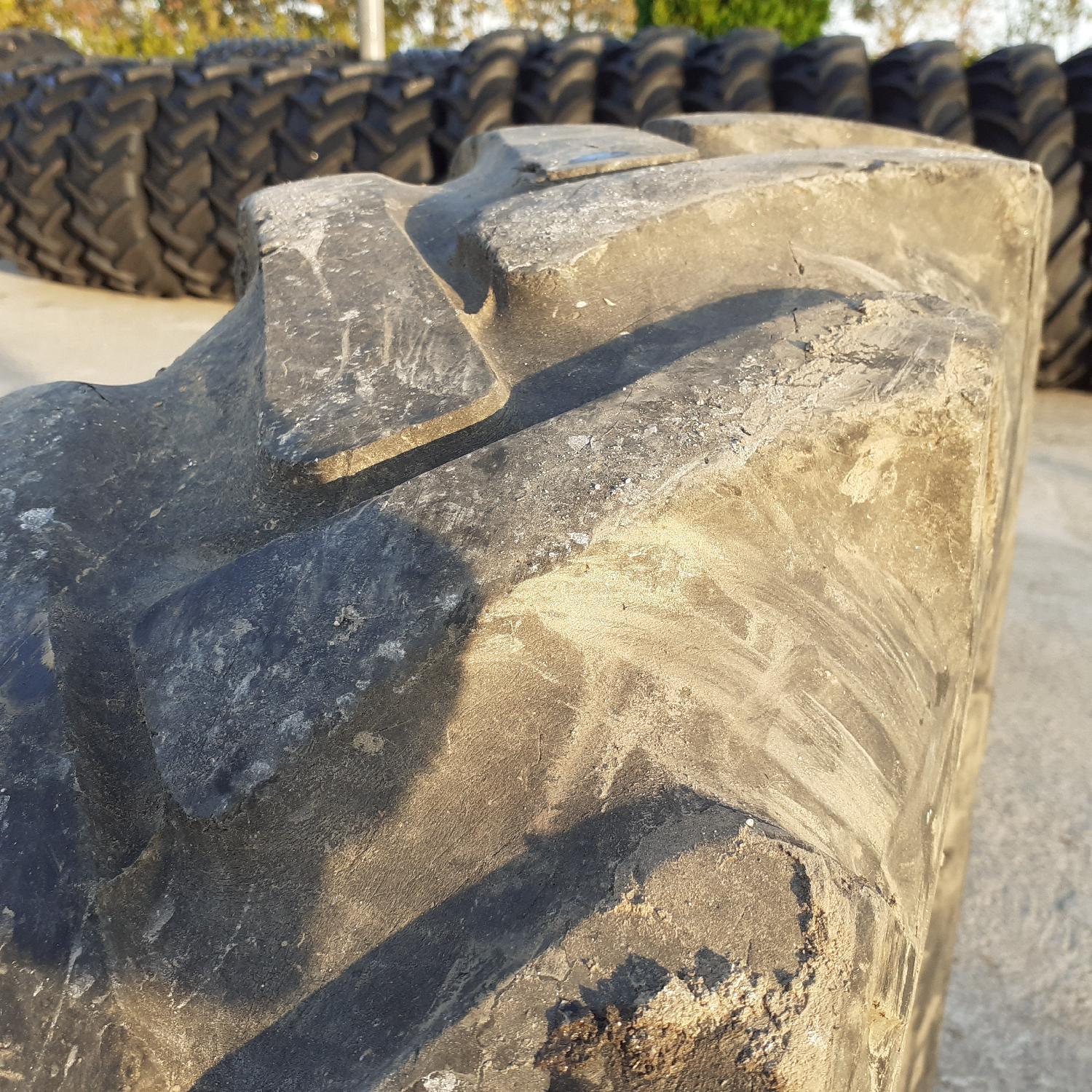  Cauciucuri 12.4R28 (320/85R28) Semperit