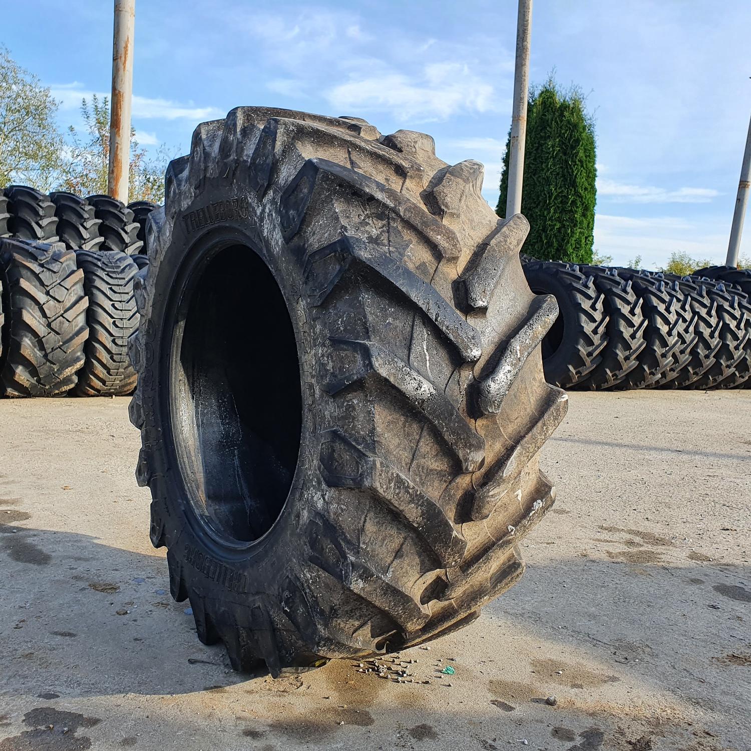  Cauciucuri 440/65R24  Trelleborg