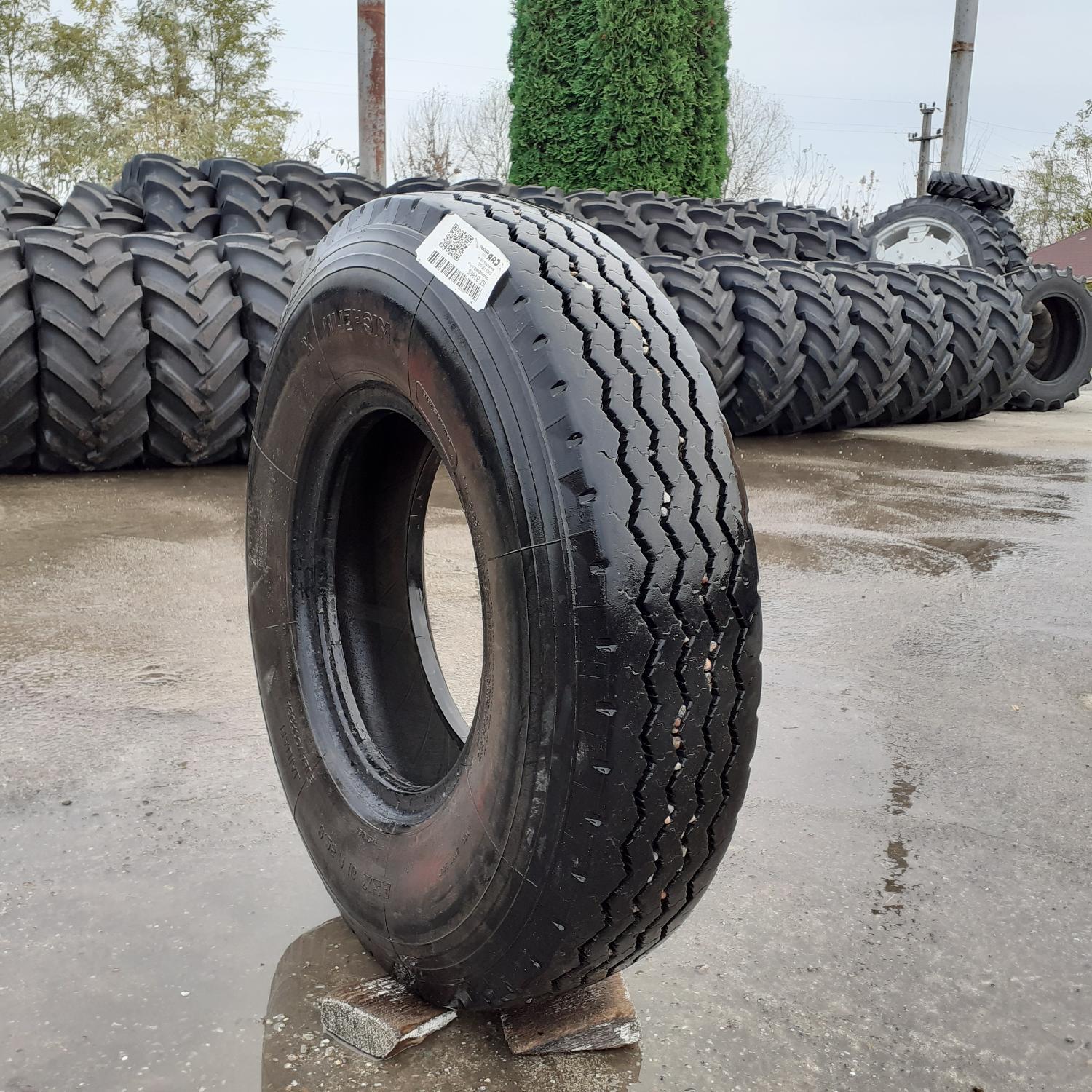 Cauciucuri 8.25-16  Michelin