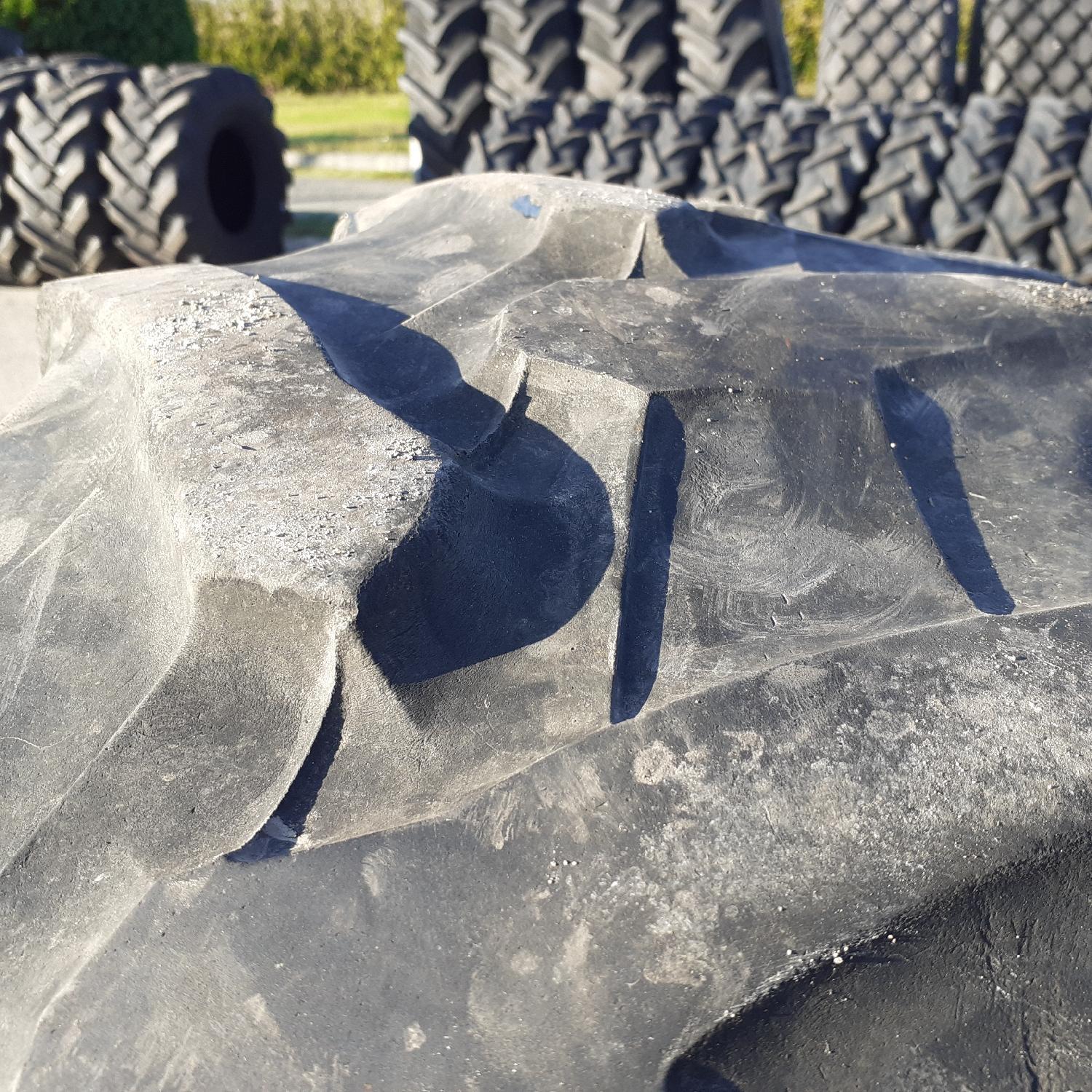  Cauciucuri 340/85R24 (13.6R24) Trelleborg