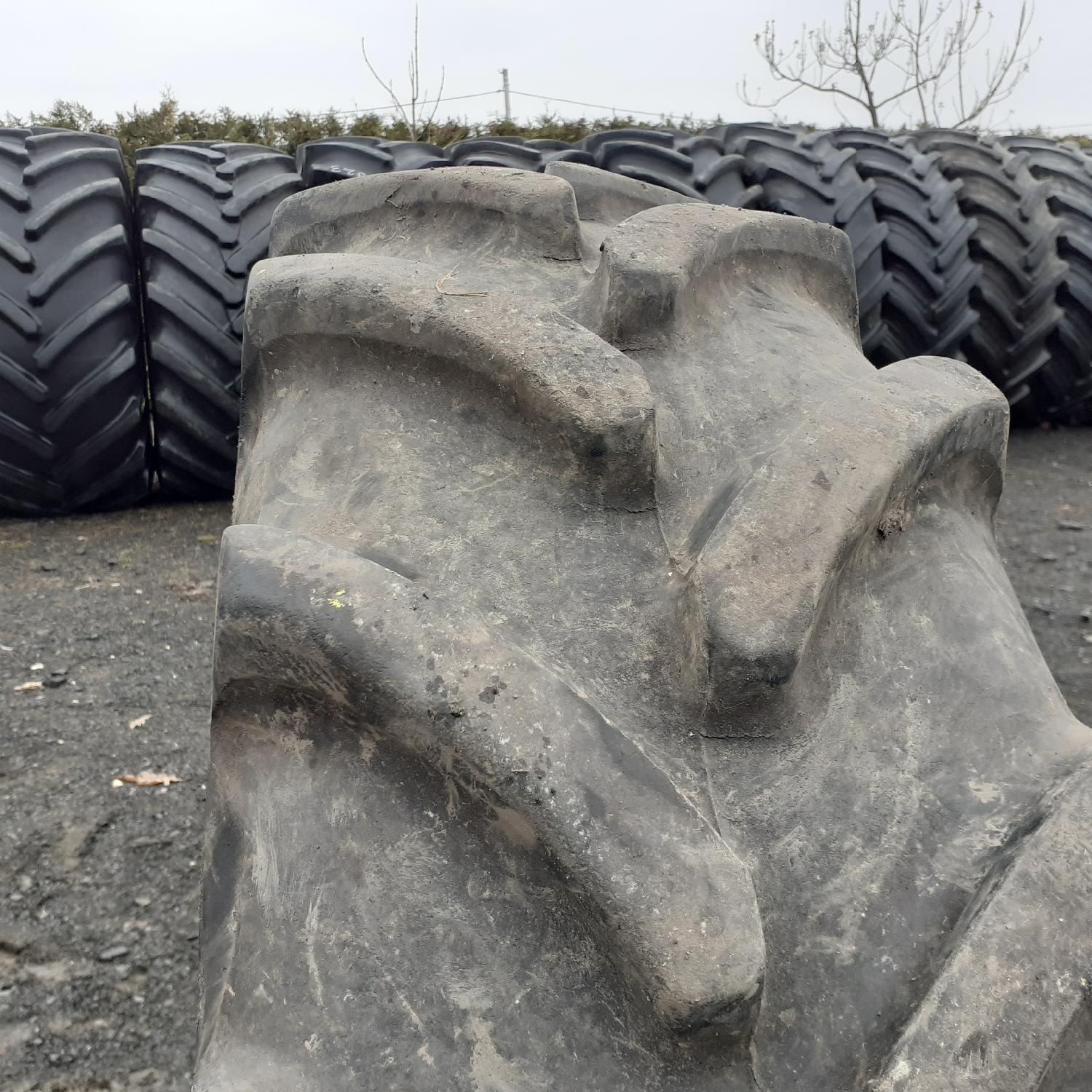  Cauciucuri 340/85R24 (13.6R24) Firestone