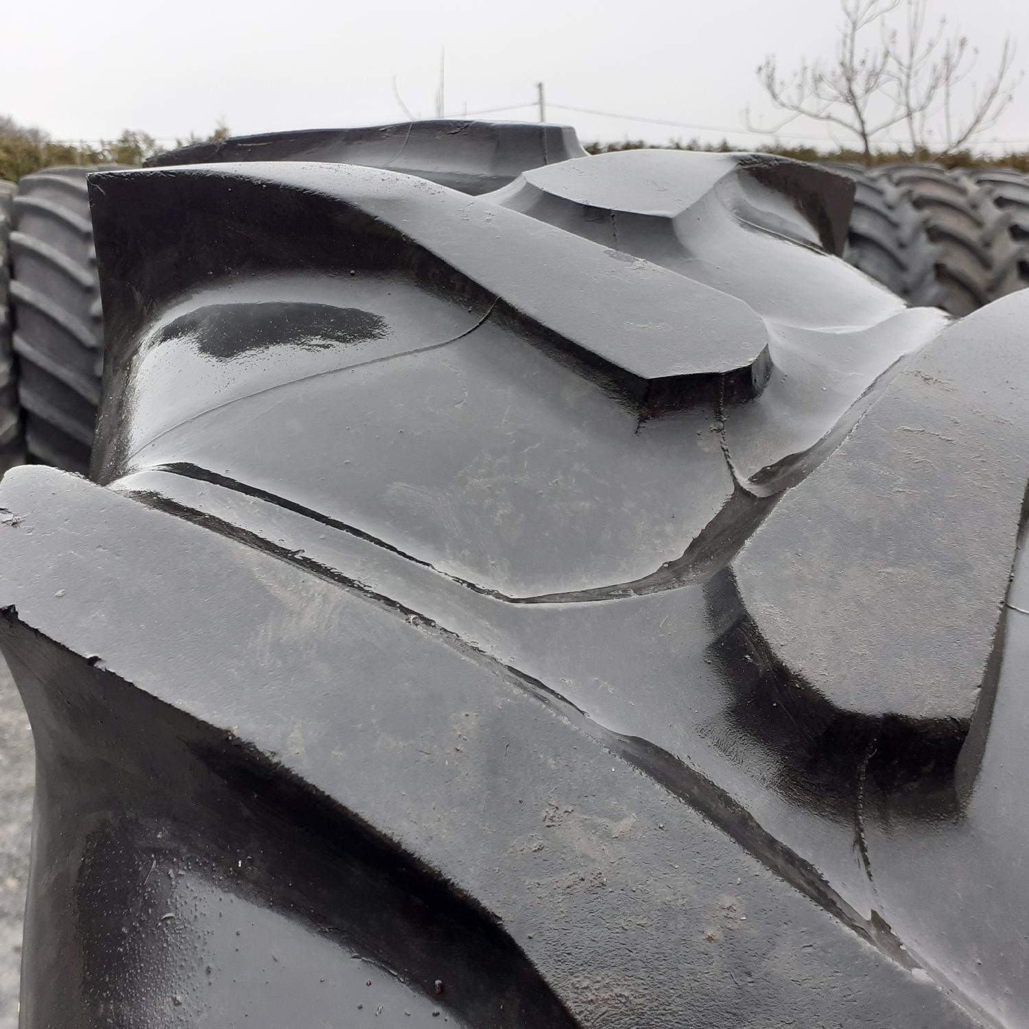  Cauciucuri 14.9R28 (380/85R28) Semperit