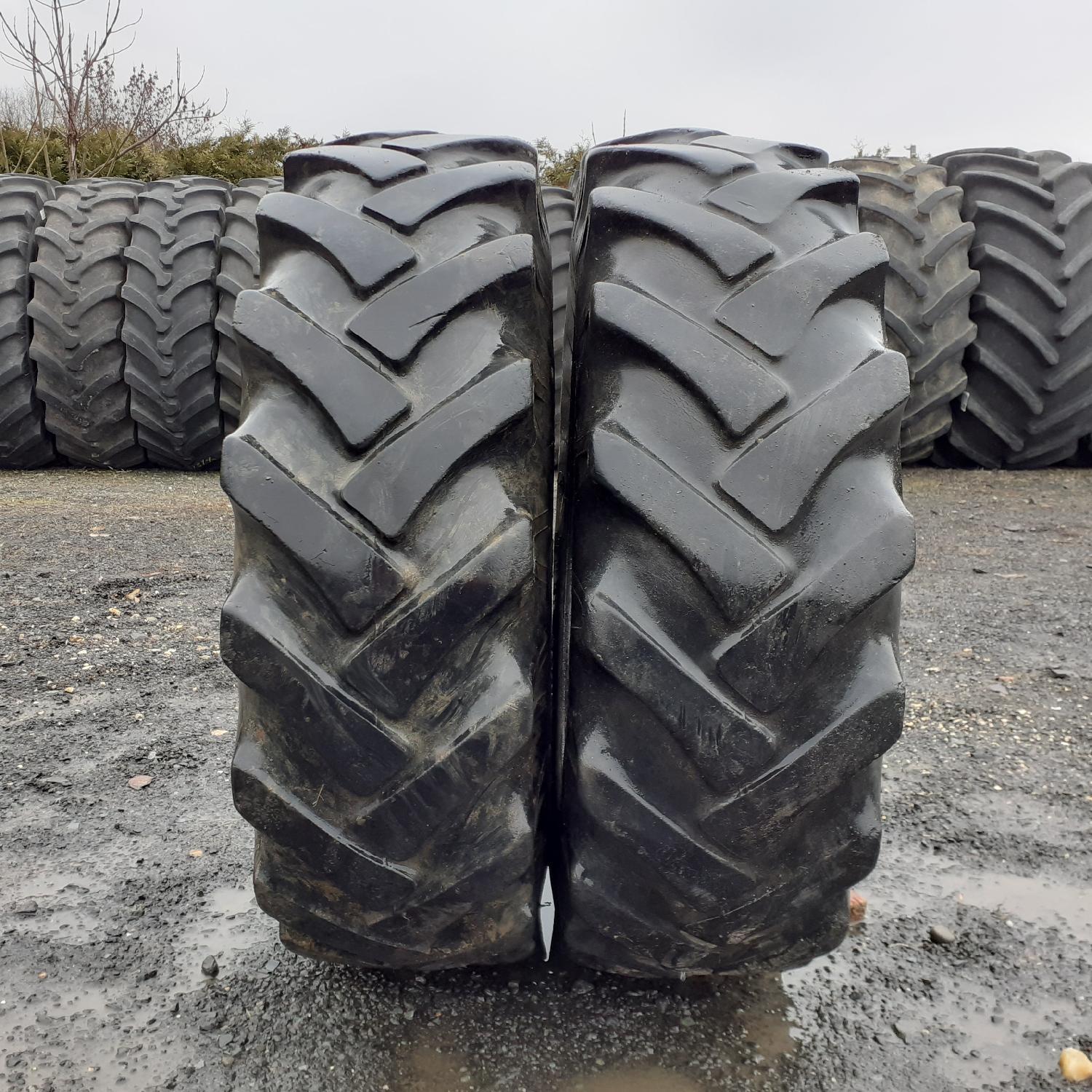  Cauciucuri 10.5-18 (10.5/80R18) Semperit