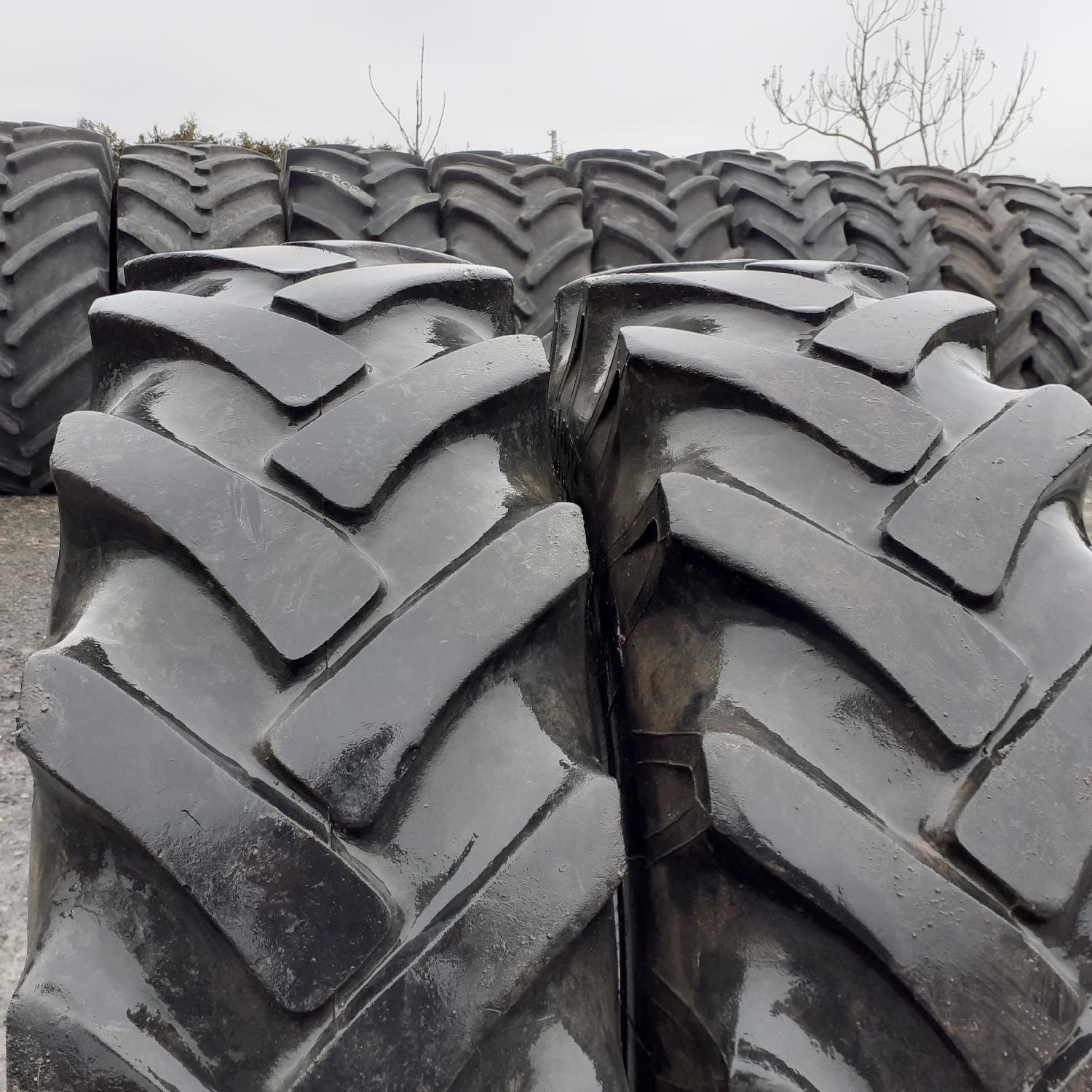  Cauciucuri 10.5-18 (10.5/80R18) Continental