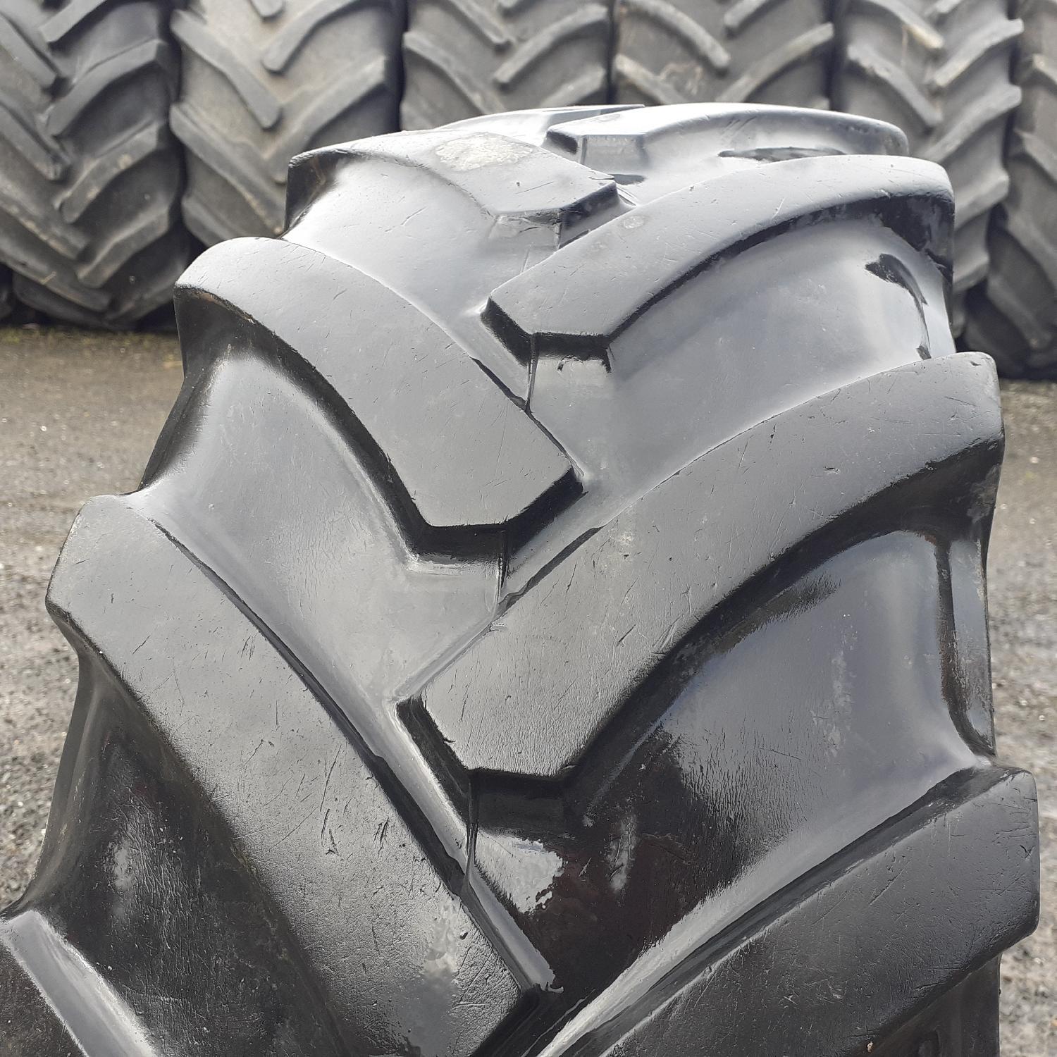  Cauciucuri 285/80R16  Continental