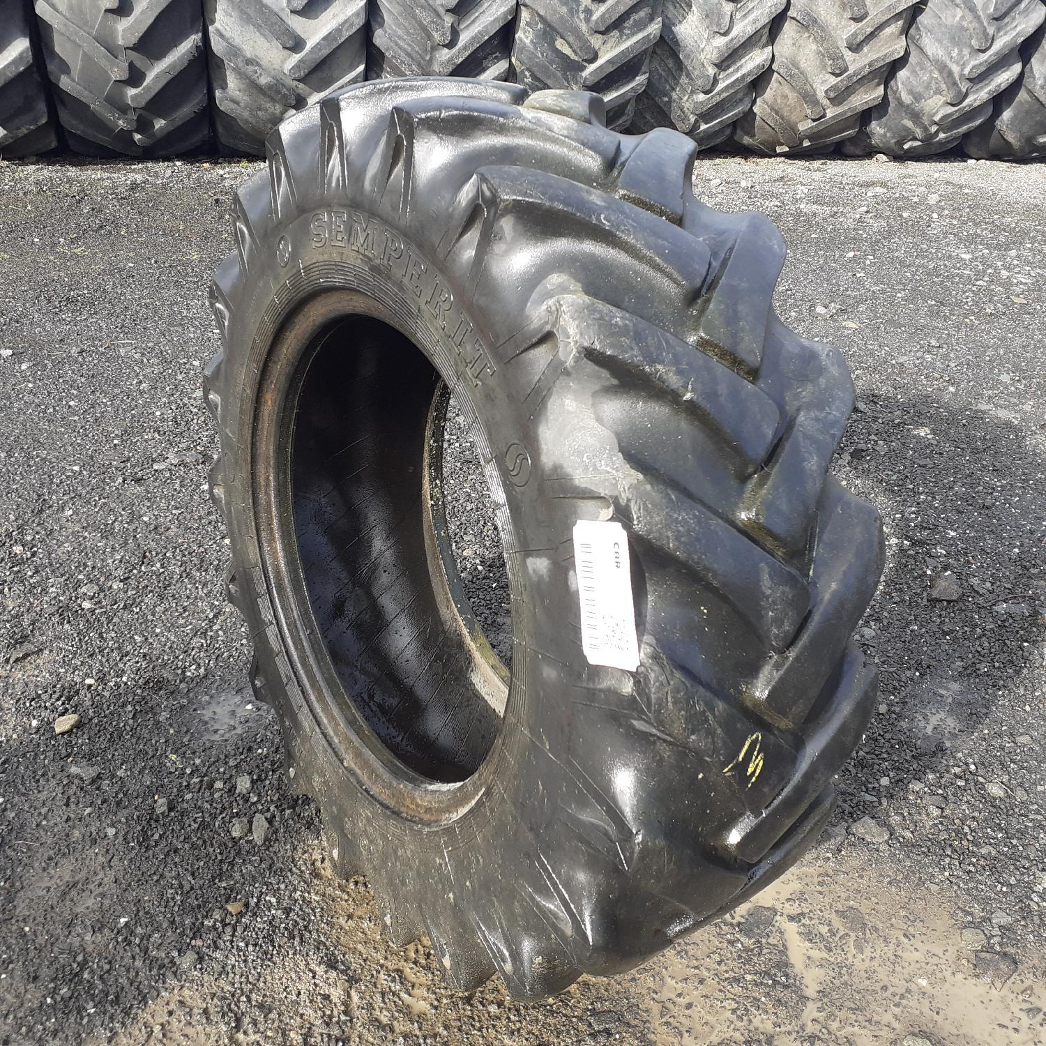  Cauciucuri 10.5-18 (10.5/80R18) Semperit